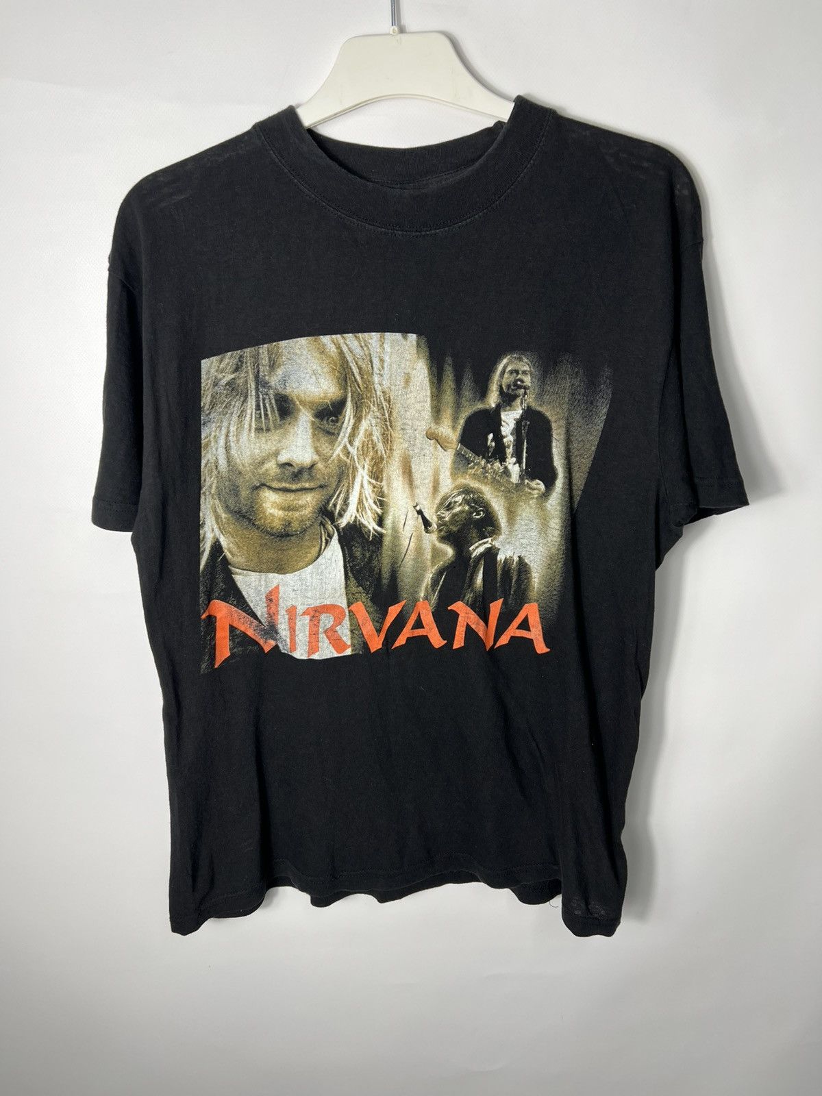 Nirvana Vintage 90s Nirvana Kurt Cobain Band Tee Shirt Rare Size M Size US M / EU 48-50 / 2 - 1 Thumbnail