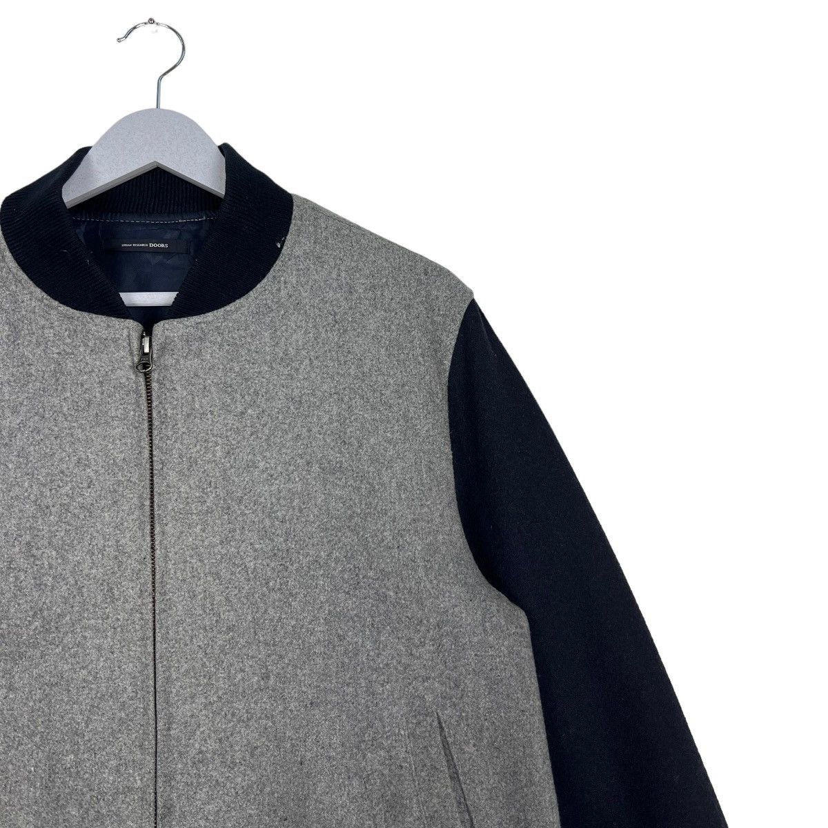 URBAN RESEARCH DOORS 🔥 URBAN RESEARCH DOOR VARSITY BOMBER JACKET Size US M / EU 48-50 / 2 - 6 Thumbnail