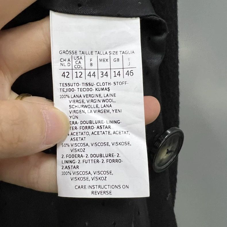 Max Mara Max Mara Black lapel coat Size M / US 6-8 / IT 42-44 - 3 Thumbnail