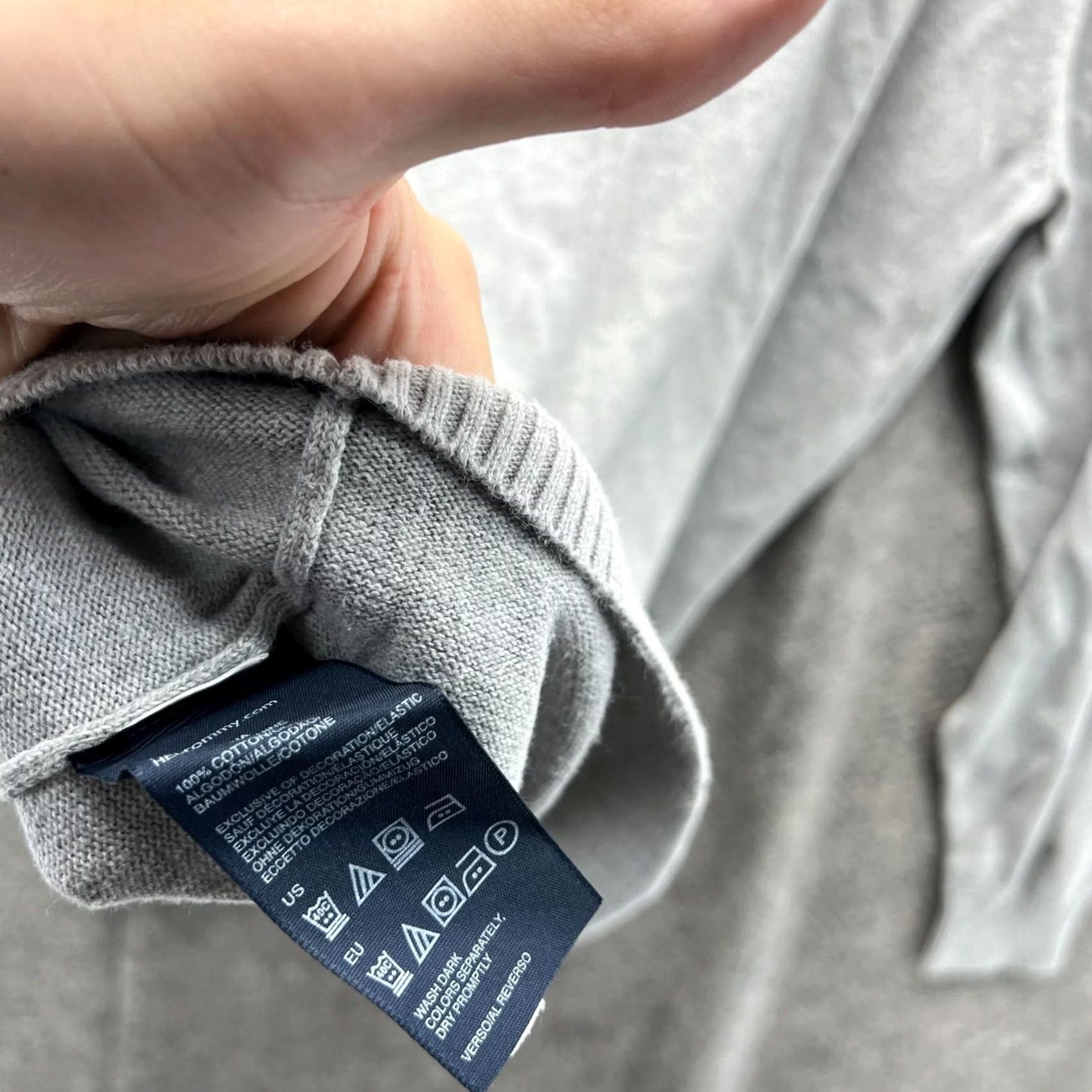 Tommy Hilfiger VINTAGE Tommy Hilfiger Sweater Men Medium Adult Gray Crewneck Pullover Fleece Logo Size US M / EU 48-50 / 2 - 3 Thumbnail