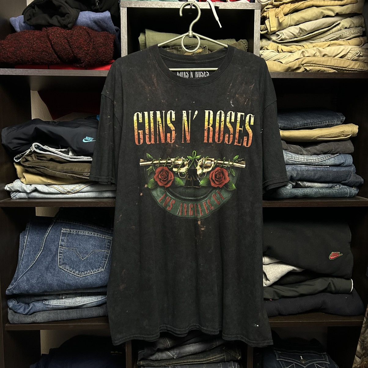 Guns N' Roses Vintage Guns N Roses Big Graphic Logo rock band tee size L Size US L / EU 52-54 / 3 - 1 Thumbnail