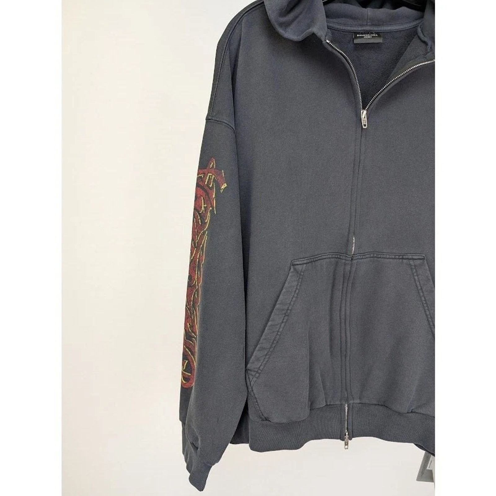 Balenciaga o1rshd1 Offshore Hoodie in Black Size US S / EU 44-46 / 1 - 4 Thumbnail