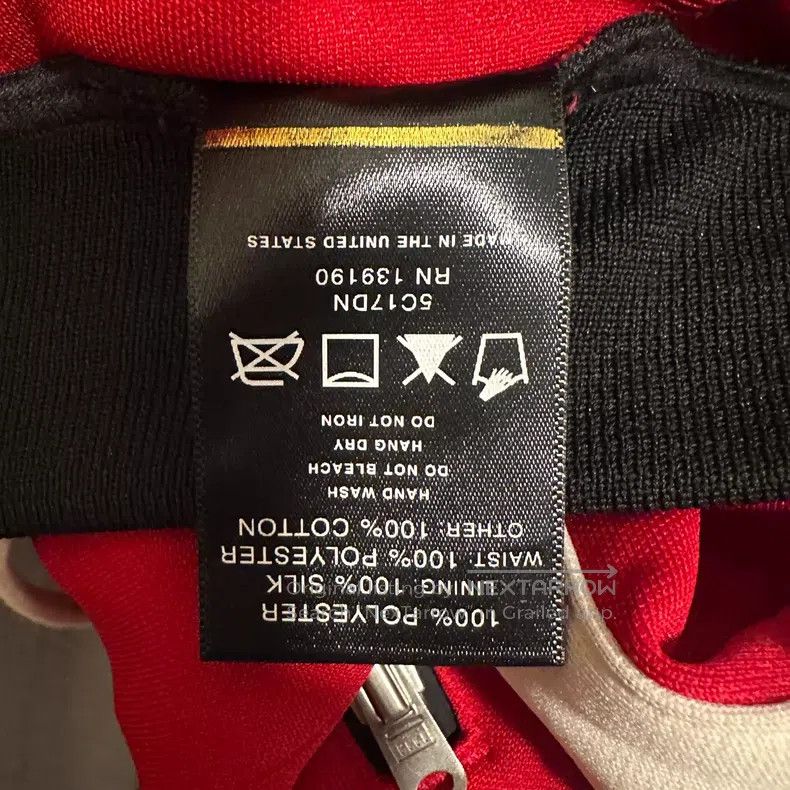 Fear of God fear of god The fifth season of China-limited red and whit Size US 32 / EU 48 - 2 Thumbnail