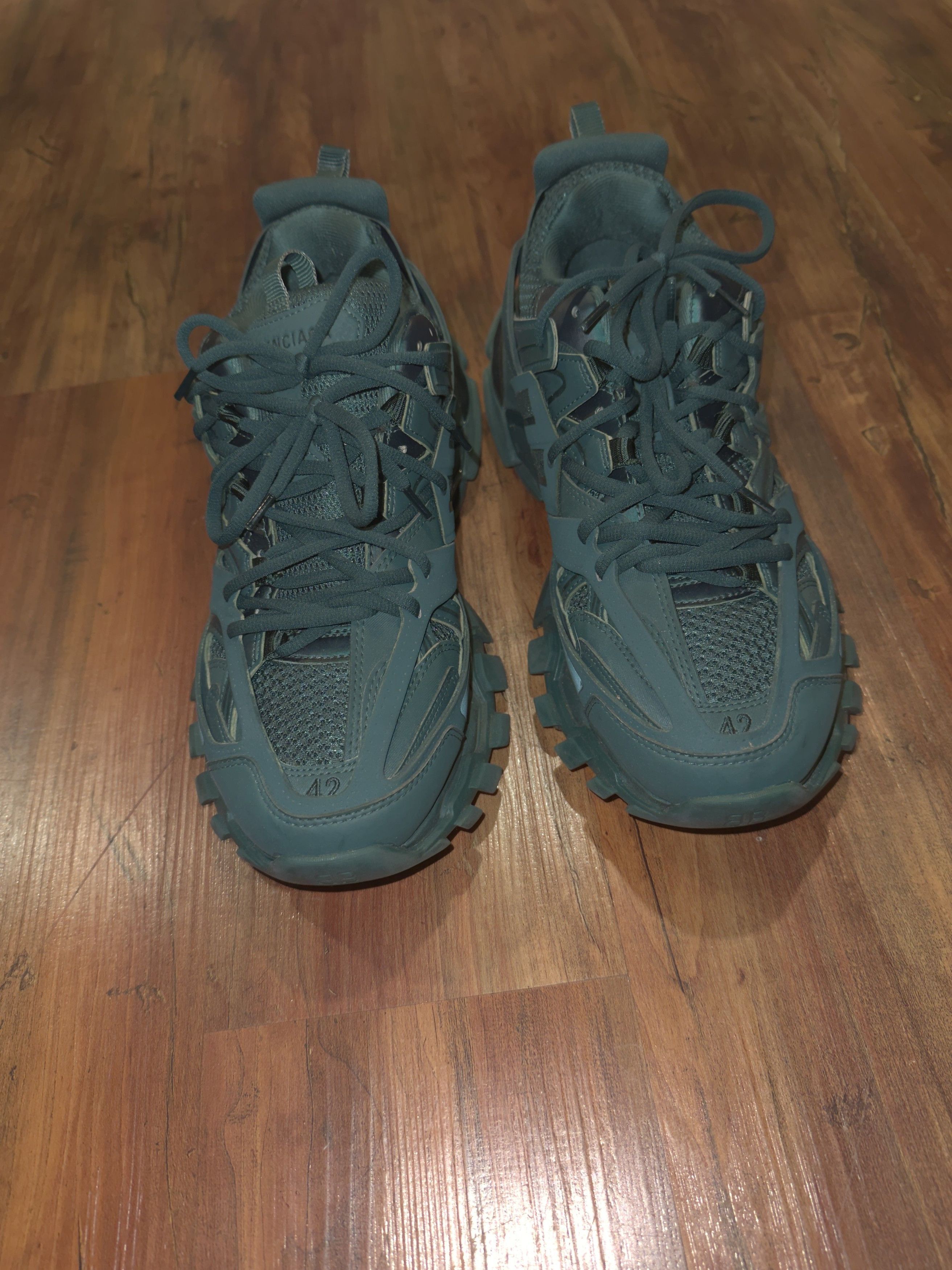 Balenciaga Men’s Green Dark Track Sneakers