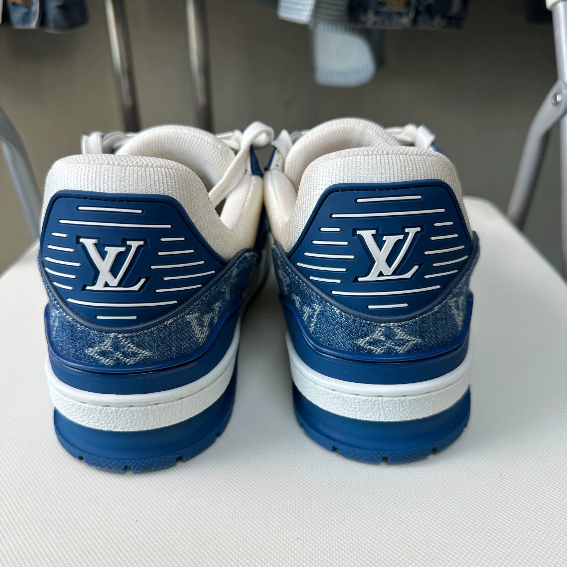 Louis Vuitton LOUIS VUITTON Trainer Denim-Leather Low Blue White Size US 9.5 / EU 42-43 - 3 Thumbnail