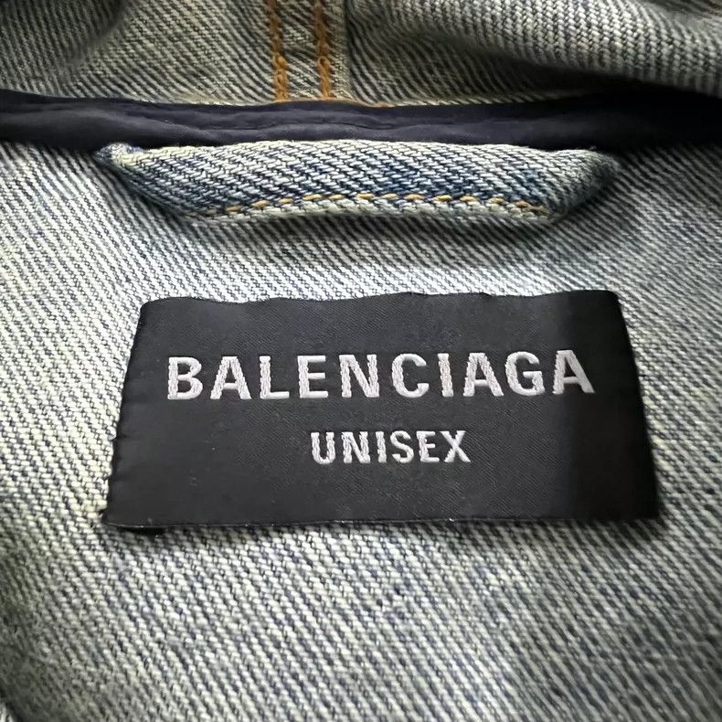 Balenciaga Balenciaga Blue denim hooded shirt Size US S / EU 44-46 / 1 - 3 Thumbnail