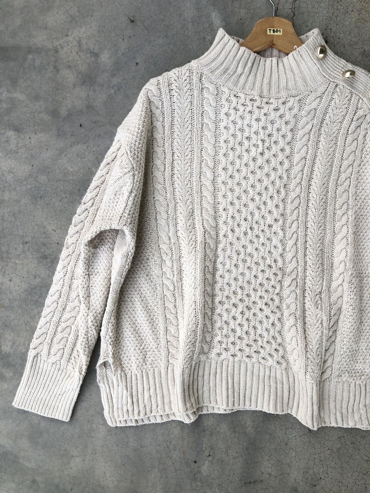 Aran Isles Knitwear × Homespun Knitwear × Japanese Brand Vintage Cable Knit Button Jumper Sweater Size US L / EU 52-54 / 3 - 3 Thumbnail