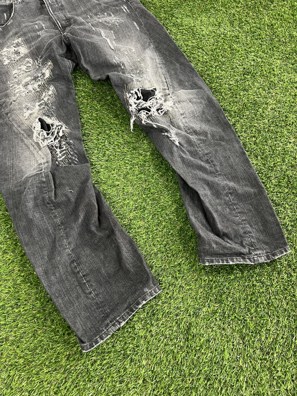Allsaints Vintage Allsaints Jeans Distressed Denim Faded Y2K Style Size US 32 / EU 48 - 2 Thumbnail