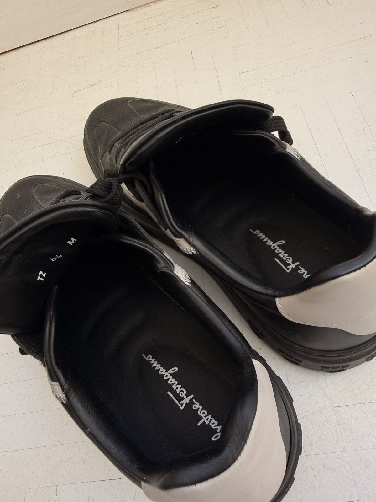 Salvatore Ferragamo Fergamo sneakers barely worn Size US 8.5 / EU 41-42 - 13 Thumbnail