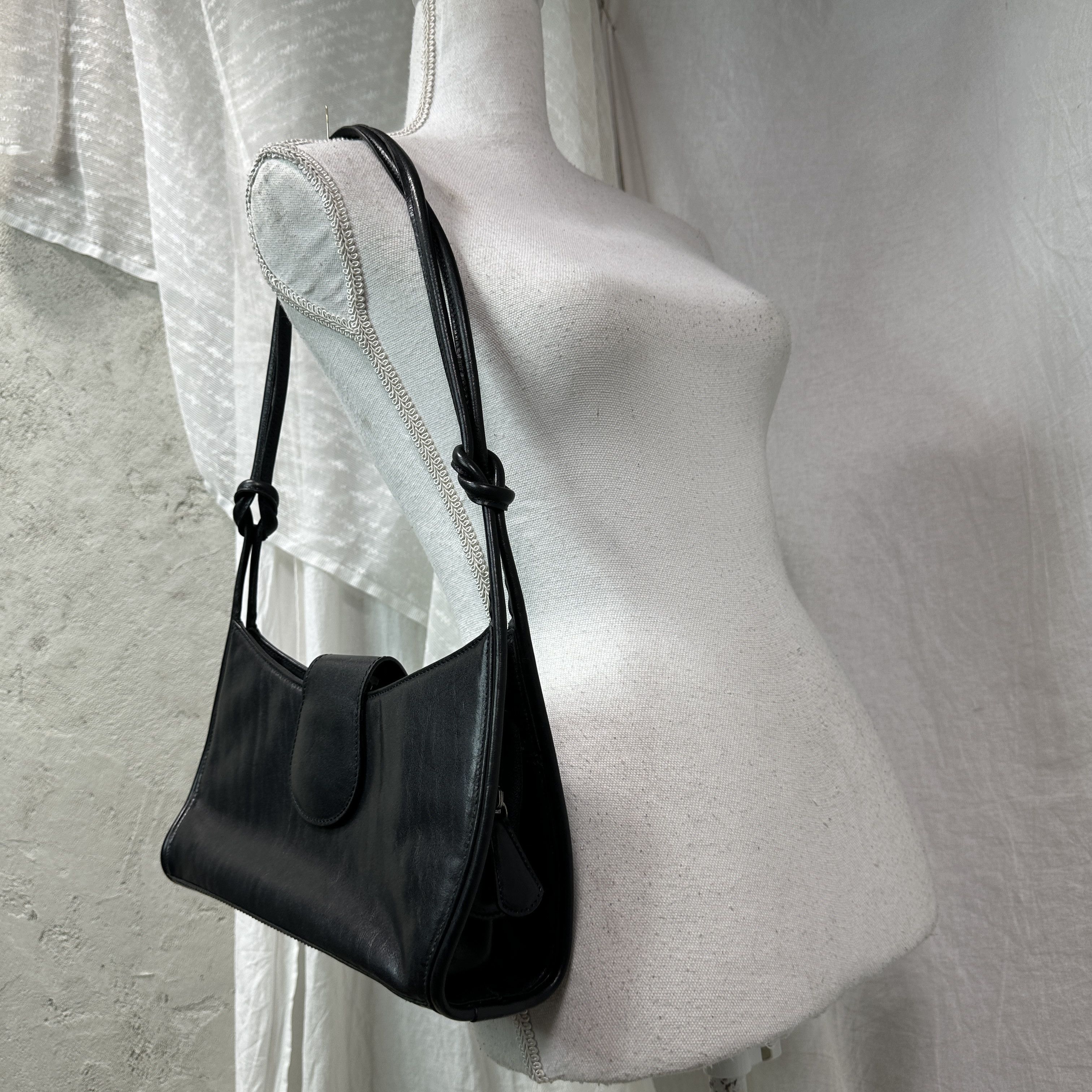 Vintage Vintage Avant Garde Grunge Leather Shoulder Bag Y2K Size ONE SIZE - 3 Thumbnail