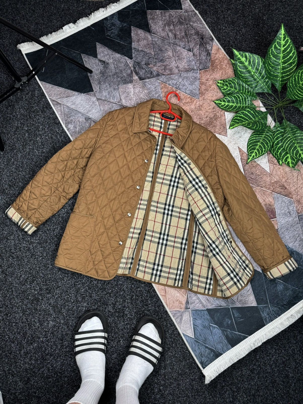 BURBERRY LONDON レディース ジャケット ベージュ 38 楽天市場】BURBERRY KIDS バーバリー キッズ ジャケット 8078226