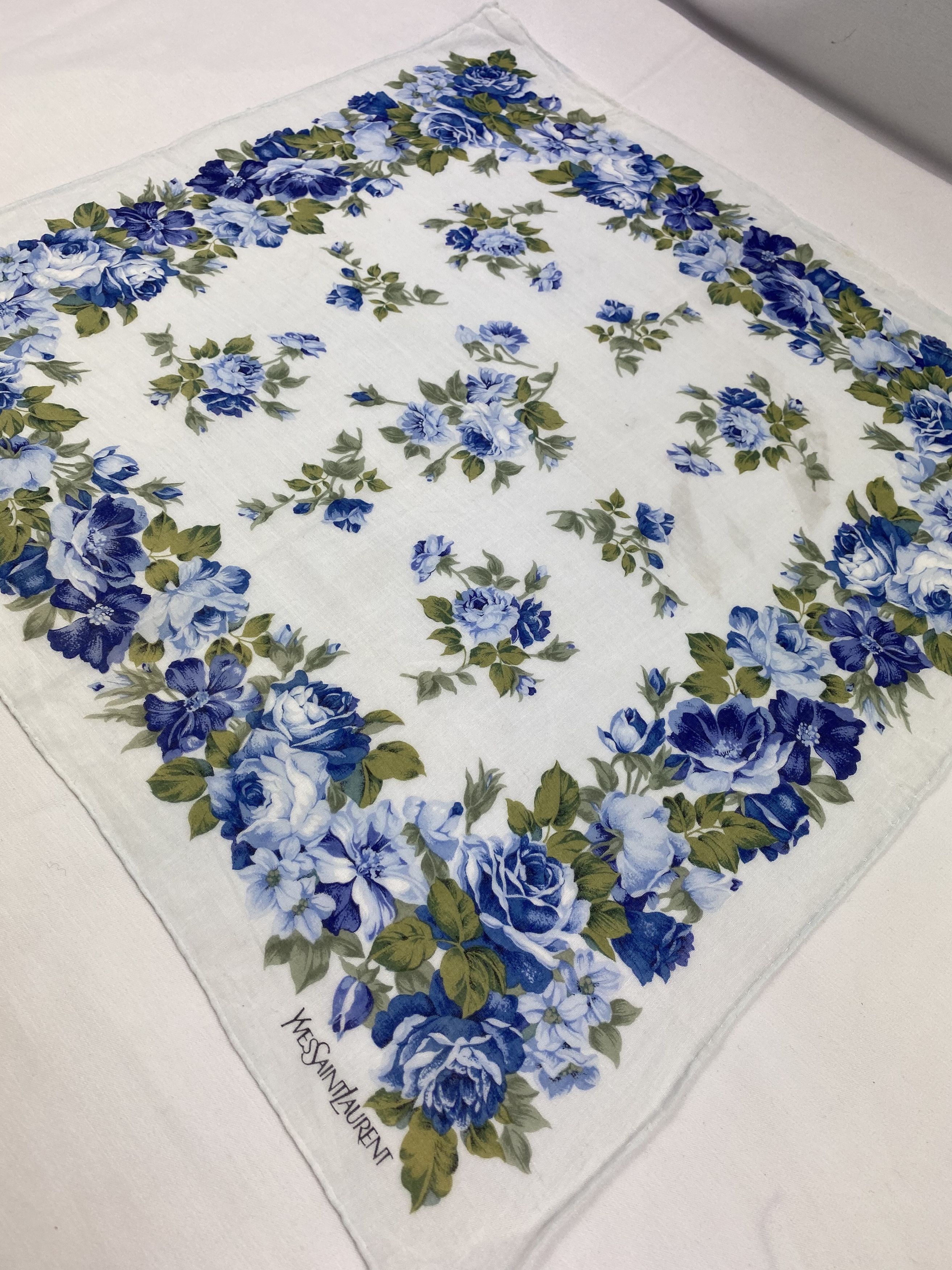 Yves Saint Laurent Yves Saint Laurent Handkerchief / Bandana / Neckerchief Size ONE SIZE - 4 Thumbnail
