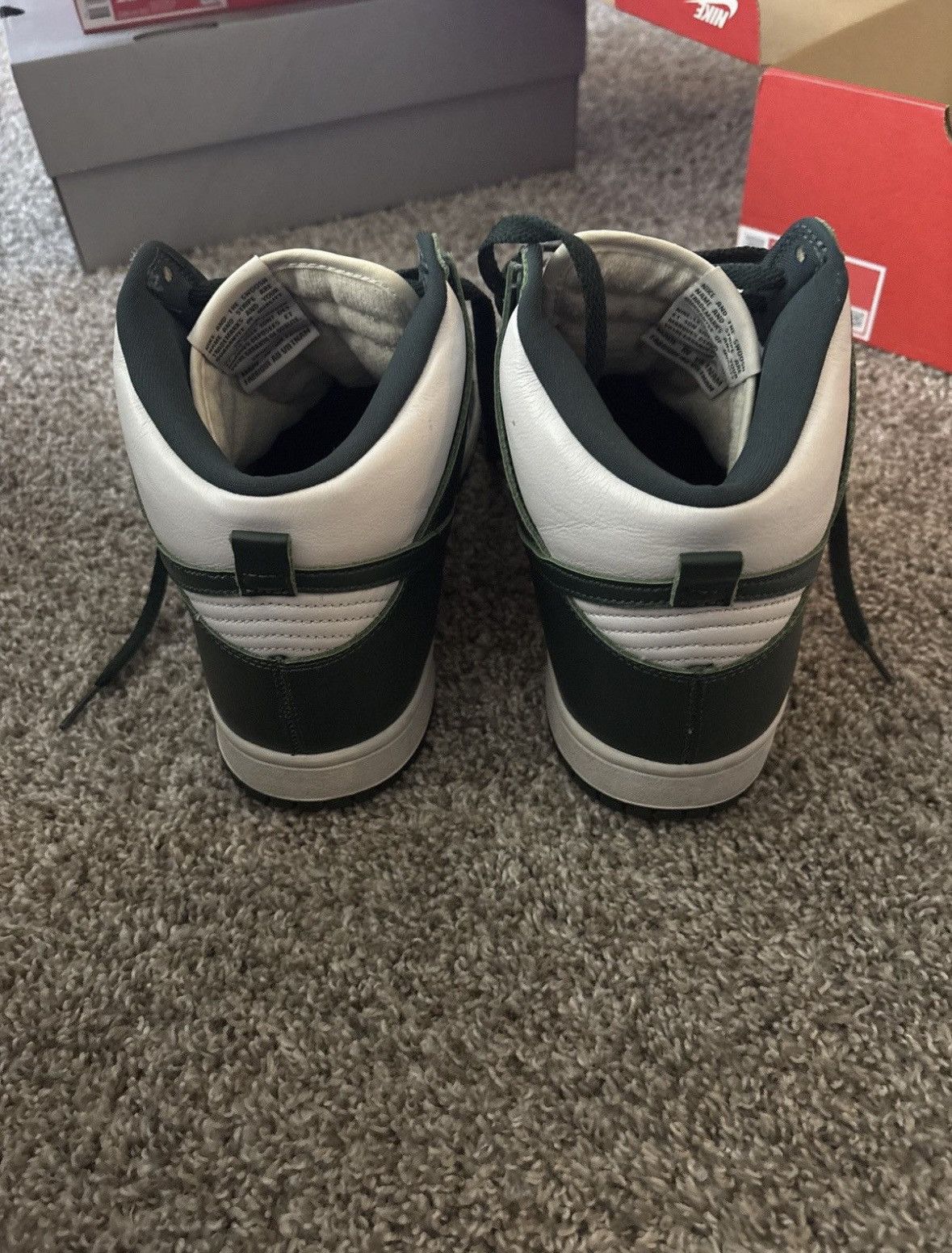 Nike Nike Michigan State Spartan Dunks Size US 11.5 / EU 44-45 - 4 Thumbnail