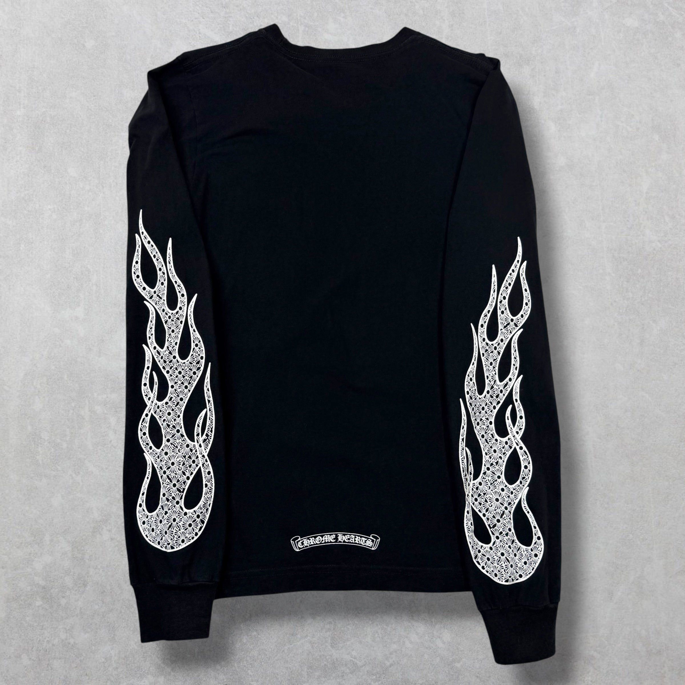 Chrome Hearts Chrome Hearts Cross Flames Black L/S S Size US S / EU 44-46 / 1 - 3 Thumbnail