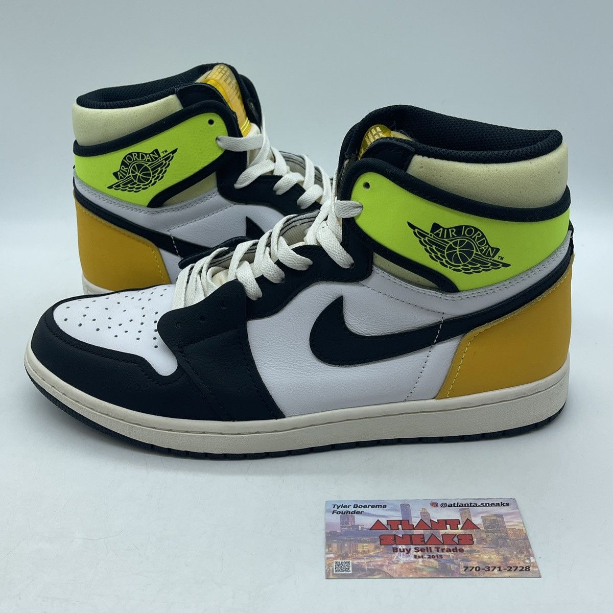 Jordan Brand Air Jordan 1 high volt gold Size US 11 / EU 44 - 1 Thumbnail