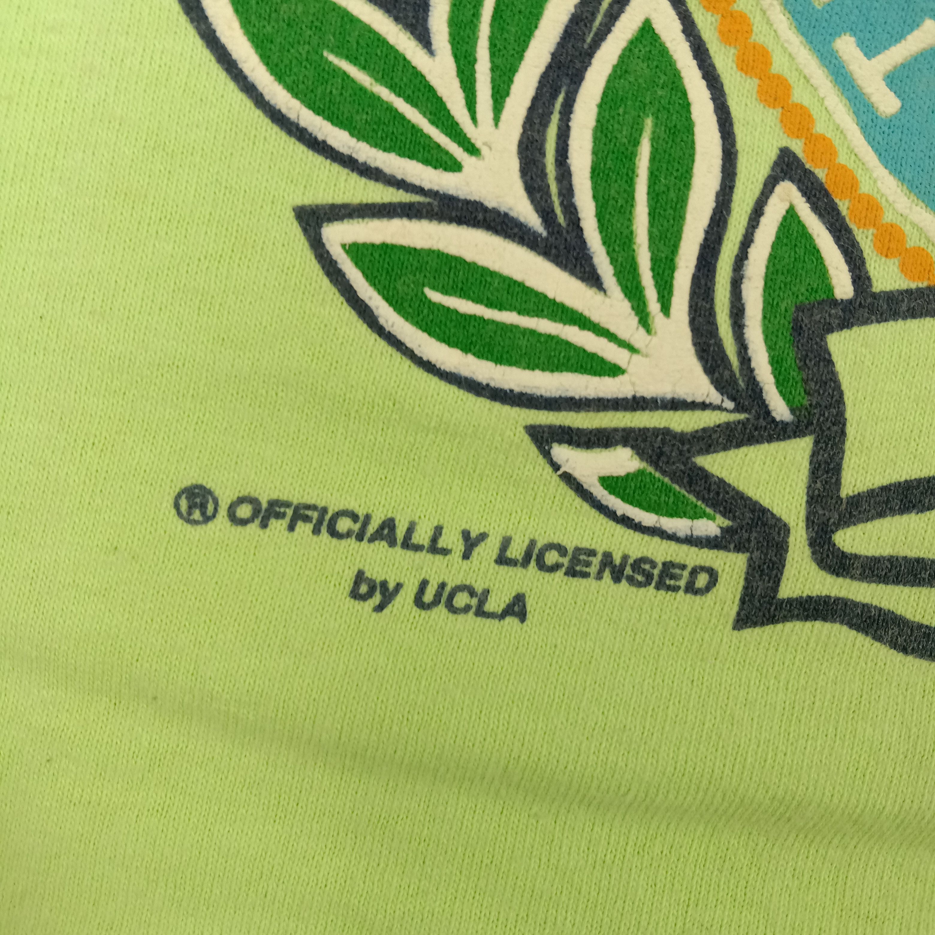 Vintage Ucla American University Big Design Tshirt Size US M / EU 48-50 / 2 - 3 Thumbnail