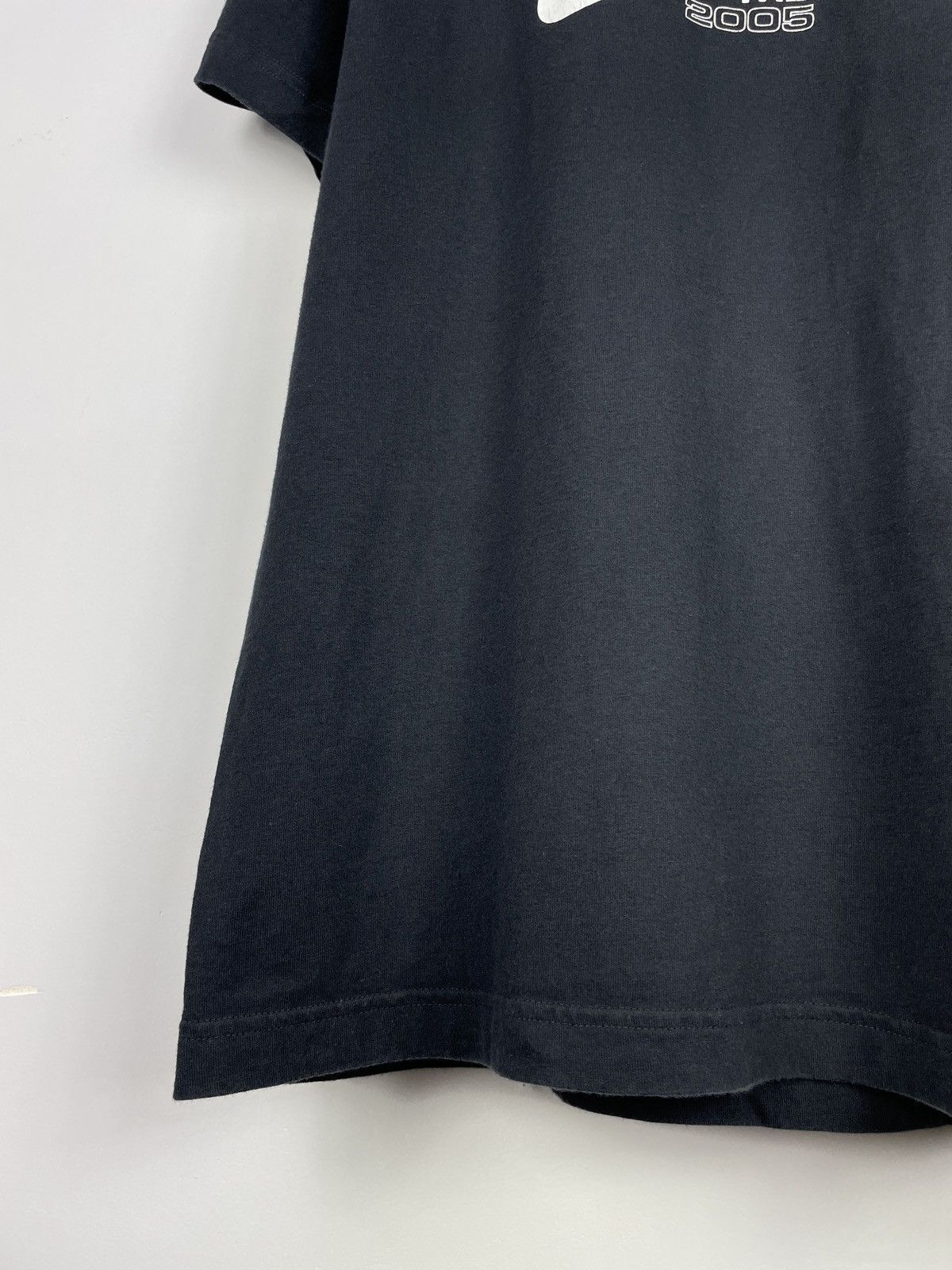 Nike × Vintage Vintage Nike FC Basel Central Logo T-Shirt Size US S / EU 44-46 / 1 - 5 Thumbnail
