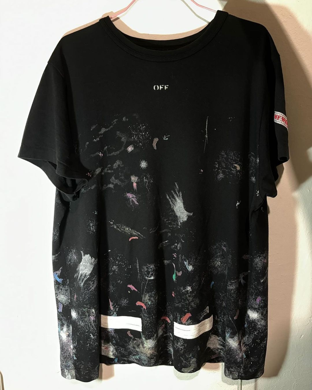 image of Off White Off-White Fw20 Galaxy Brushed Arrows Over T-Shirt in Black, Men's (Size Small)