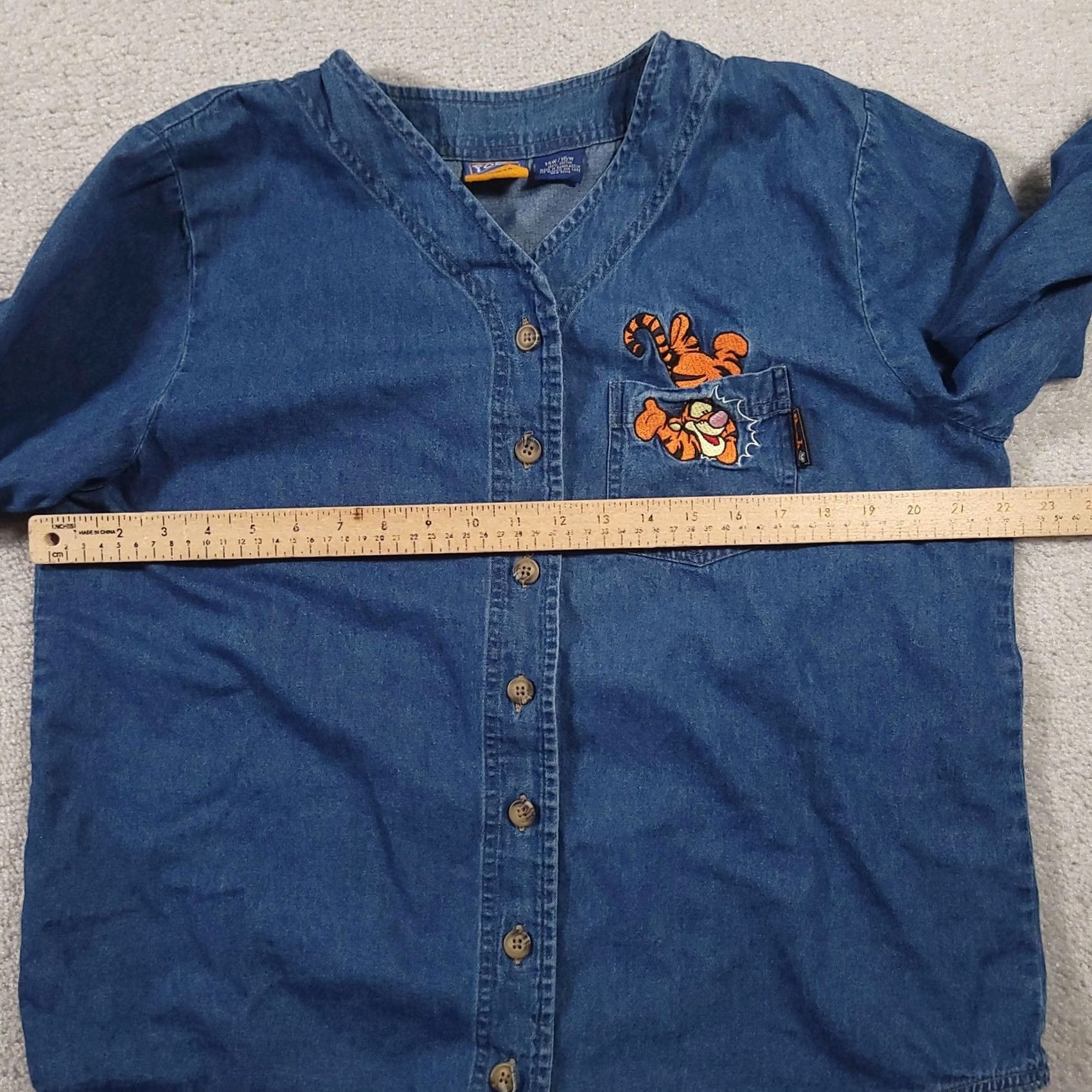 Disney Disney Pooh Woman Denim Shirt Plus Womens 14W/16W Blue Button Front Tigger Embroidered Size XL / US 12-14 / IT 48-50 - 6 Thumbnail