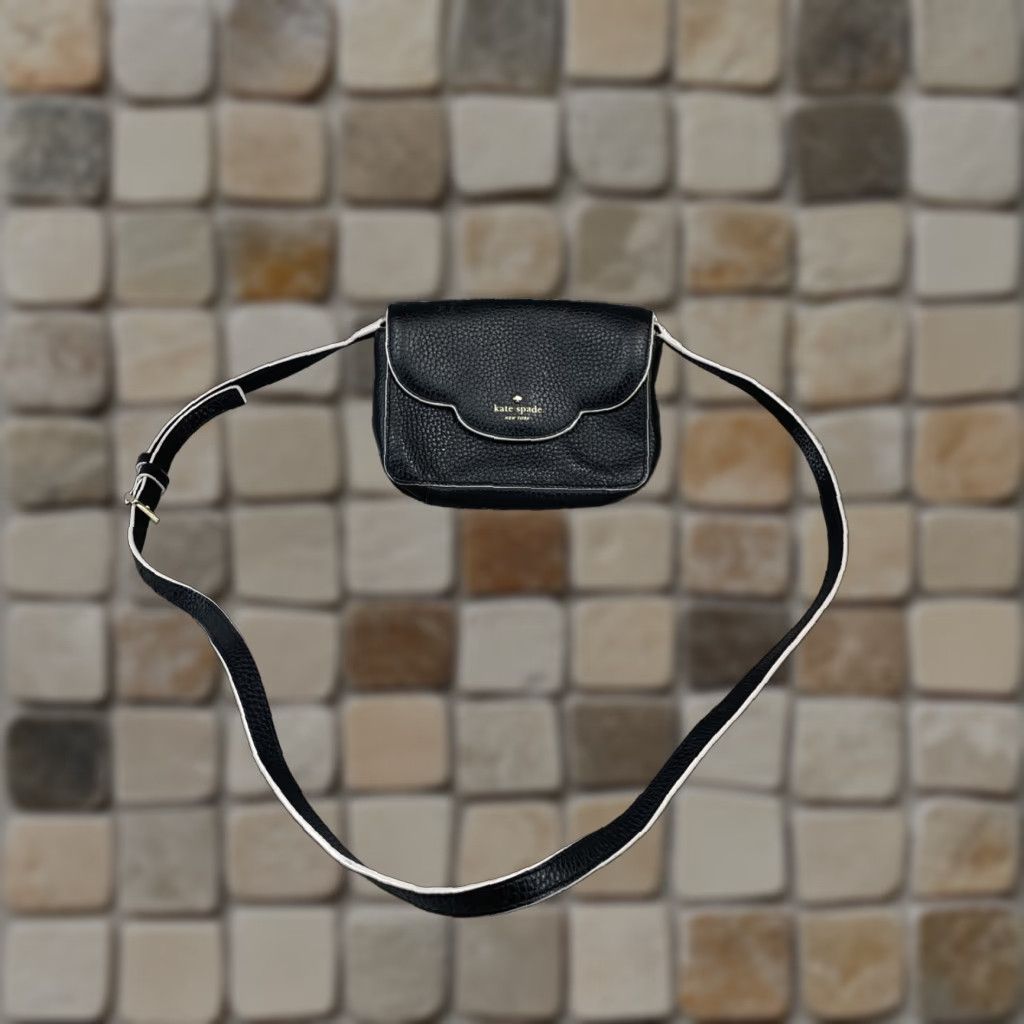 Vintage Kate Spade New York Crossbody Bag Womens Mini Black Leather Flap Womens
