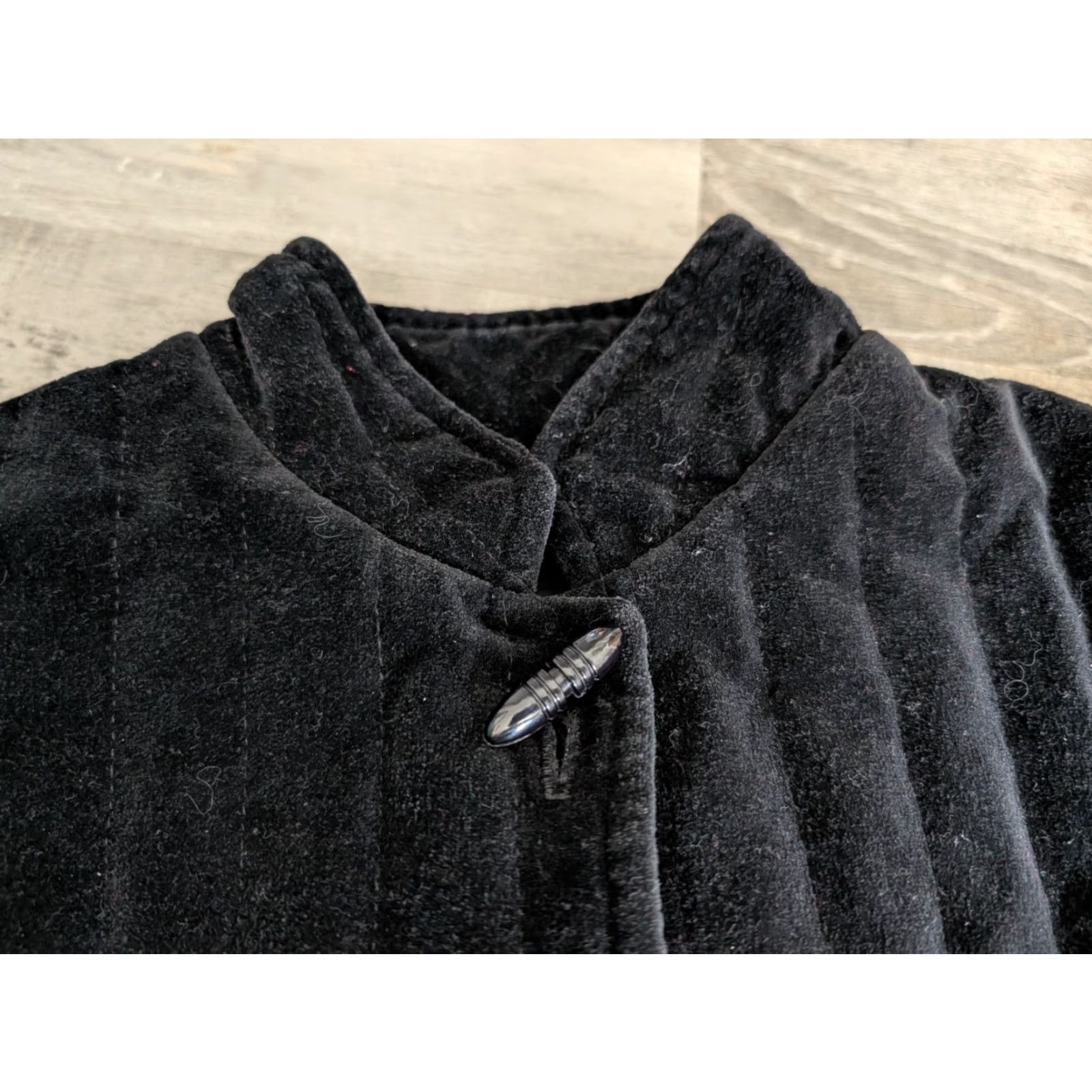 Velvet VINTAGE F.A. Chatta Women's Velvet Toggle Jacket Mid-Length 10 Black Party/Cocktail, Formal, Casual Womens Size L / US 10 / IT 46 - 6 Thumbnail