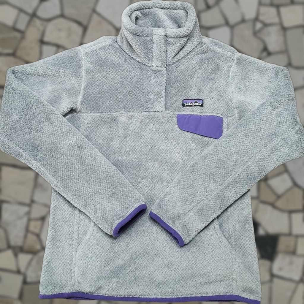 Patagonia Patagonia Sweater Womens Small Snap T Fleece Soft Gray Purple Re-Tool Size S / US 4 / IT 40 - 1 Thumbnail