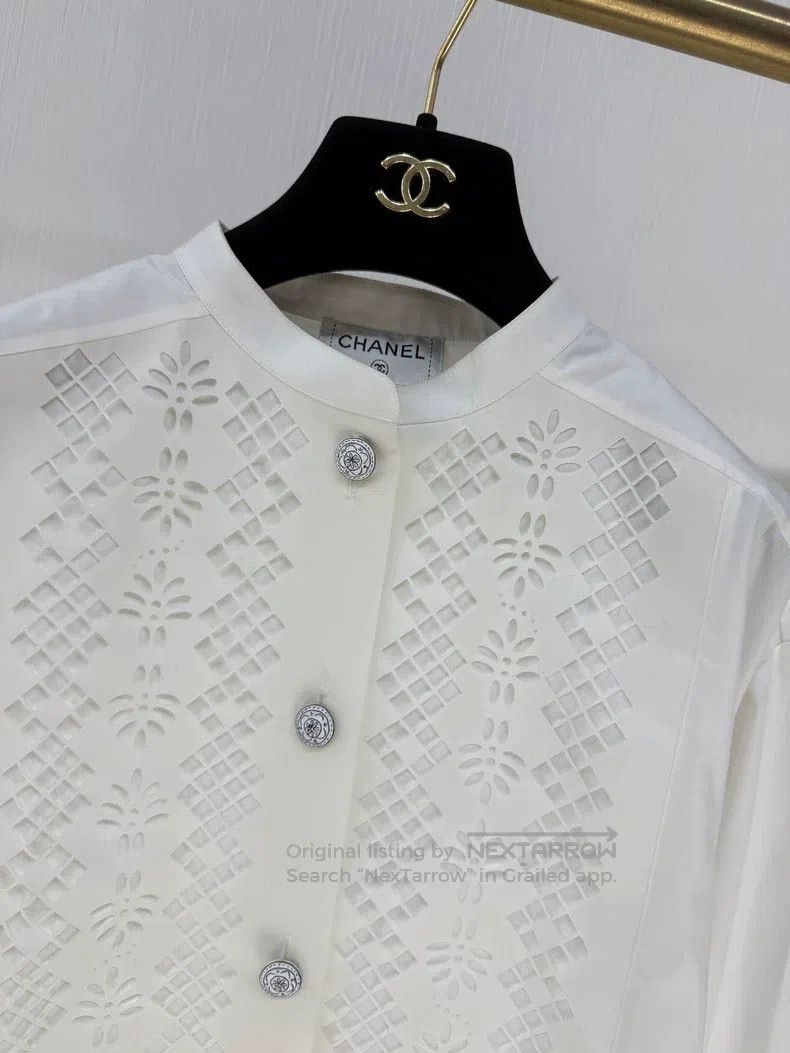 Chanel Chanel Hollow-out stitching snowflake button shirt Size S / US 4 / IT 40 - 4 Thumbnail