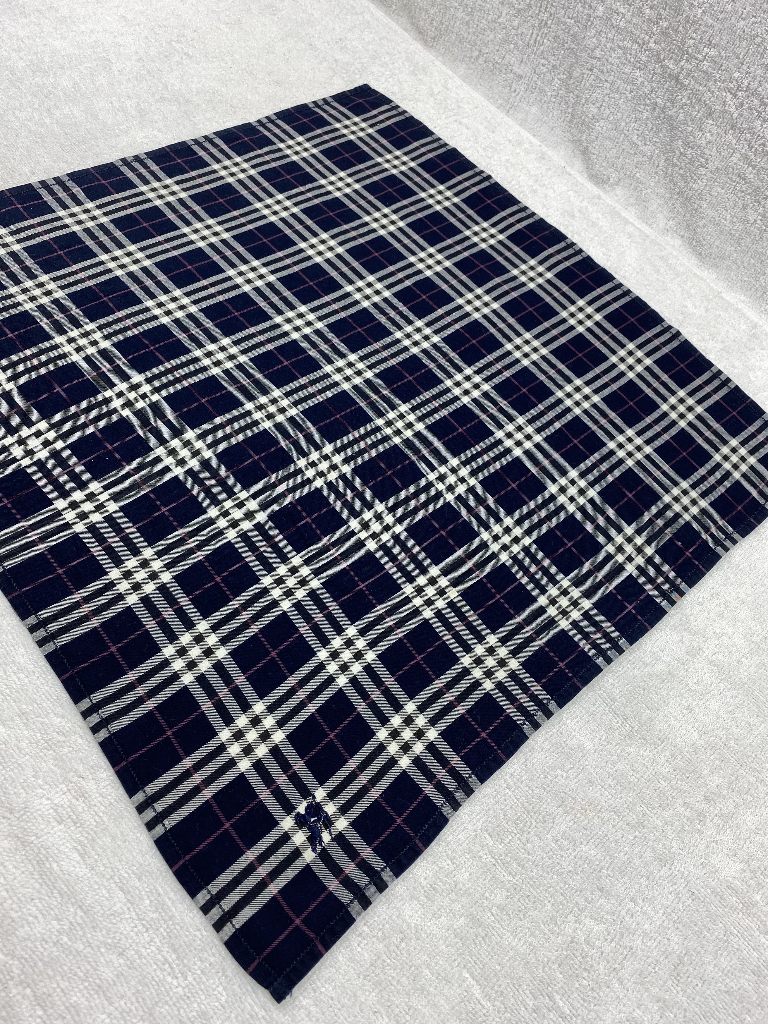 Burberry Burberry Handkerchief / Bandana / Neckerchief Size ONE SIZE - 4 Thumbnail