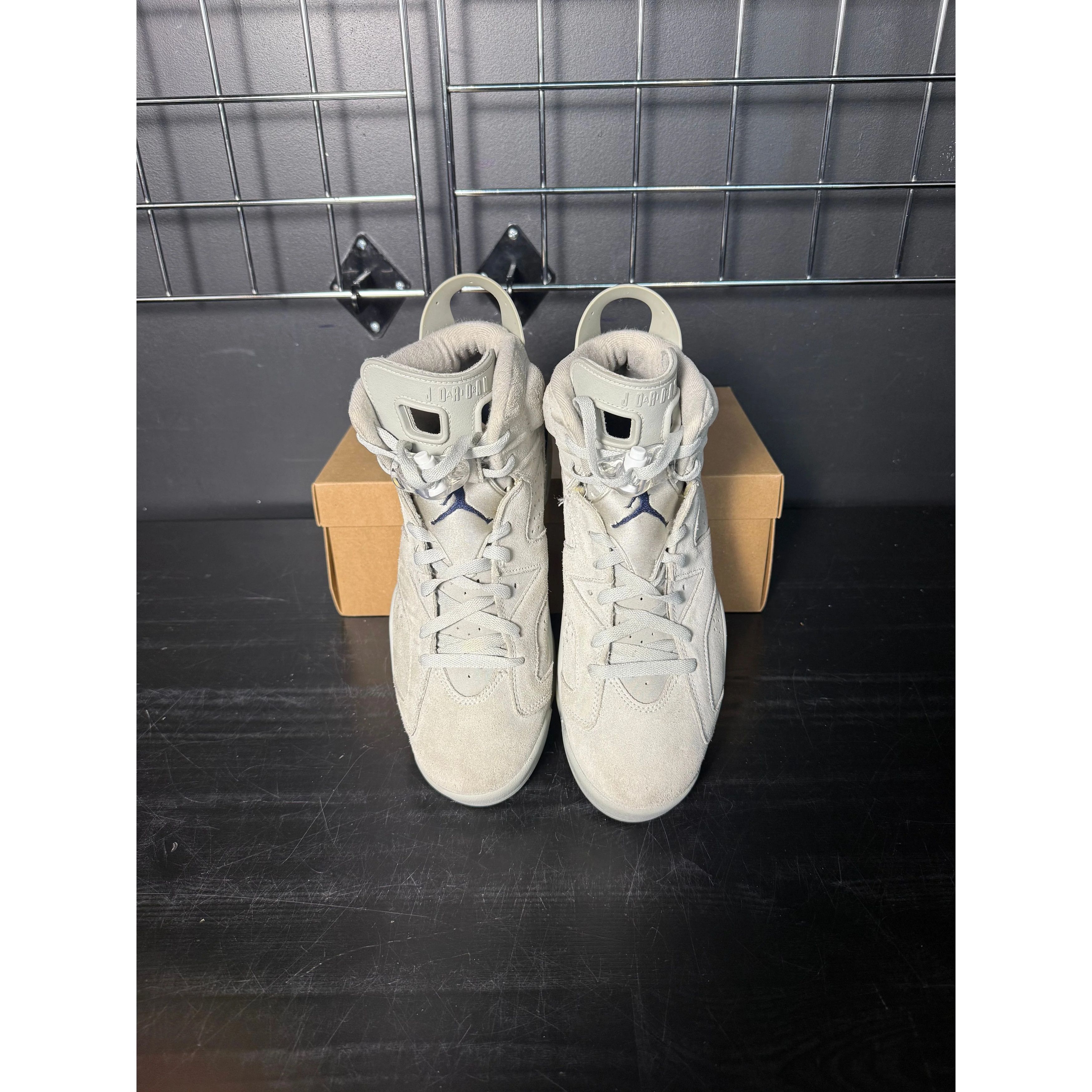 Jordan Brand Air Jordan 6 Retro "Georgetown" (2022) **PRE-OWNED** Size US 11.5 / EU 44-45 - 3 Thumbnail