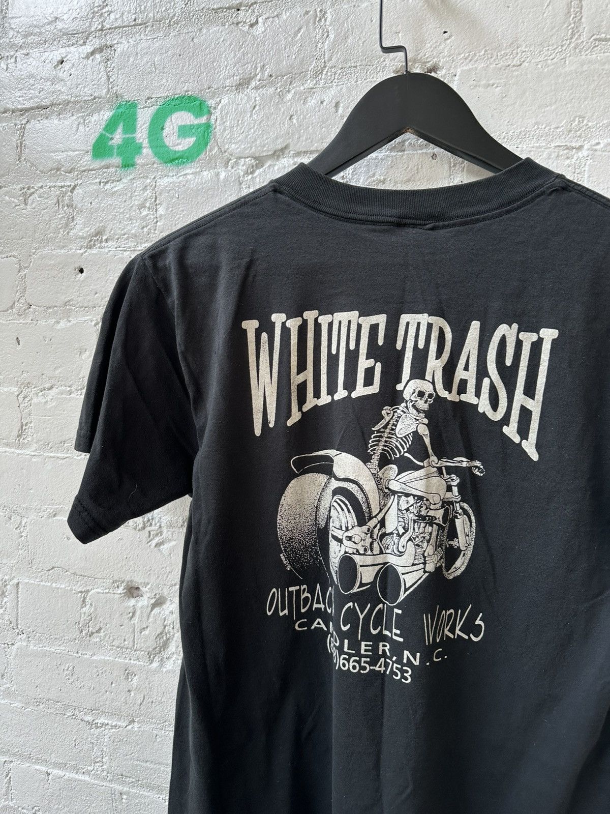 VINTAGE WHITE TRASH HARLEY T