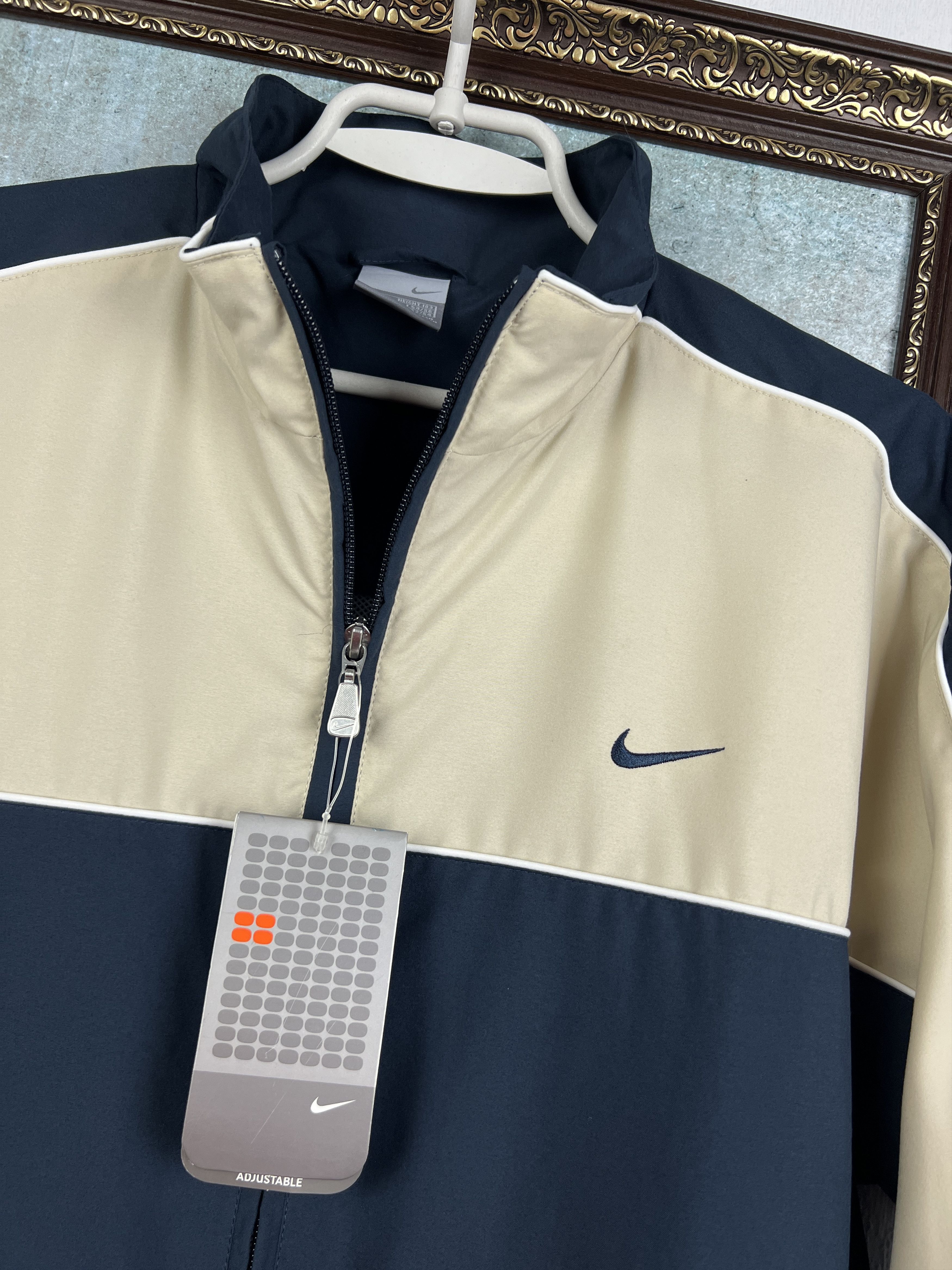 Nike Vintage Nike Beige Jacket Swoosh Track Top Windbreaker Rare Size US L / EU 52-54 / 3 - 3 Thumbnail