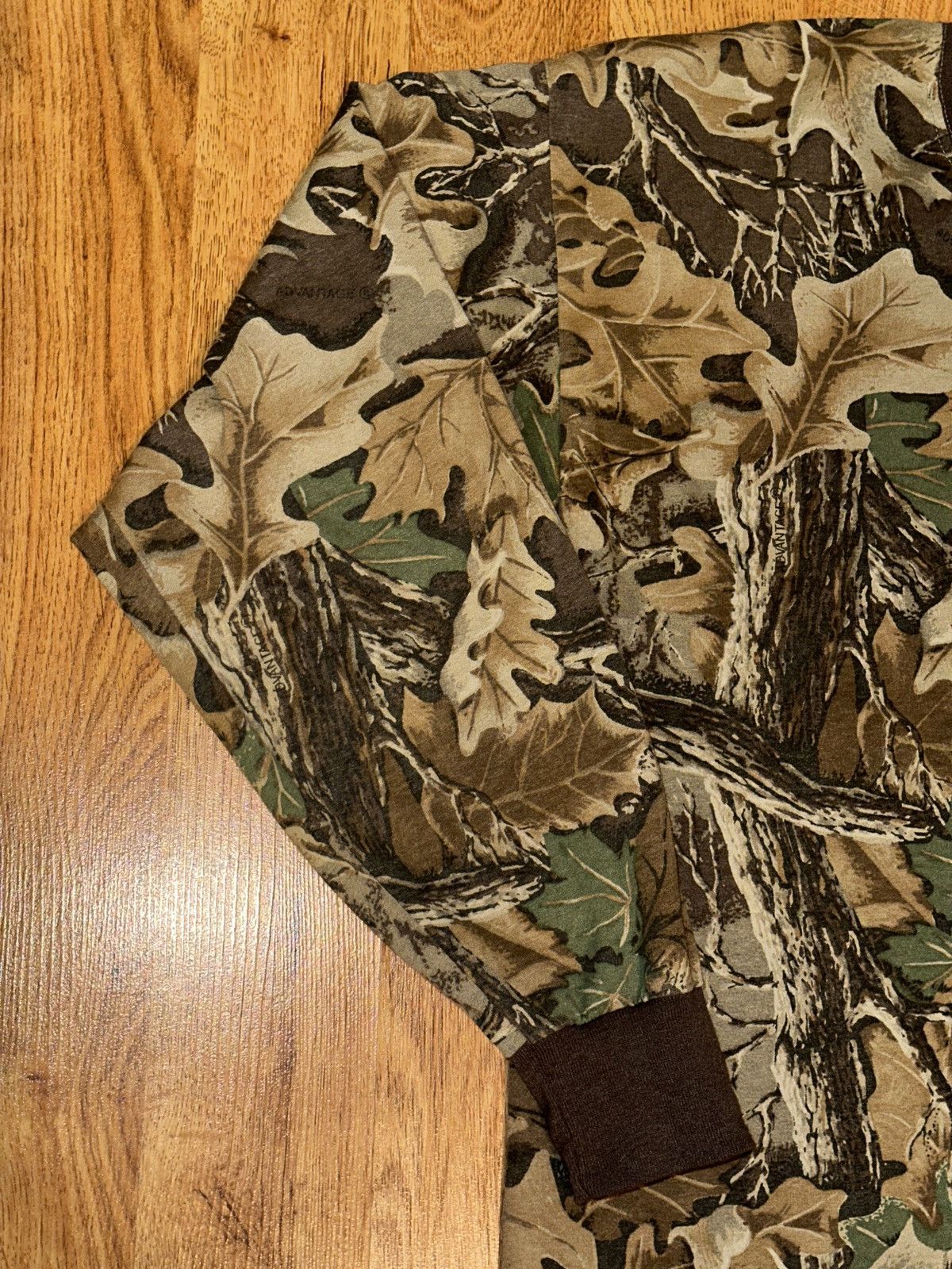 Realtree Vtg 80s 90s ADVANTAGE Tree Leaf Camo Pocket Tee Long Sleeve Size US XL / EU 56 / 4 - 5 Thumbnail