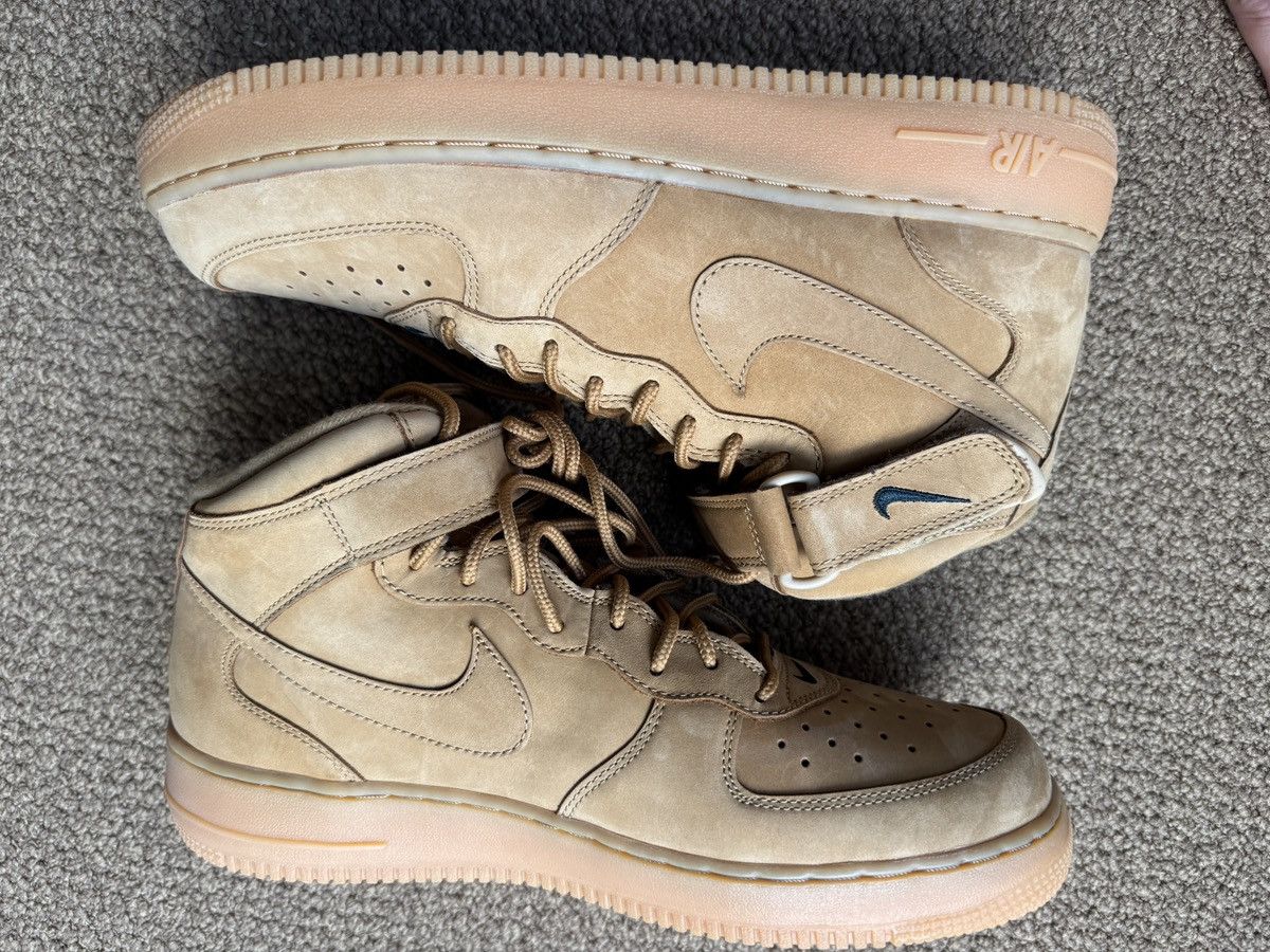 Nike NIKE AIR FORCE 1 MID 07 PRM QS SZ.11 flax Size US 11 / EU 44 - 1 Thumbnail