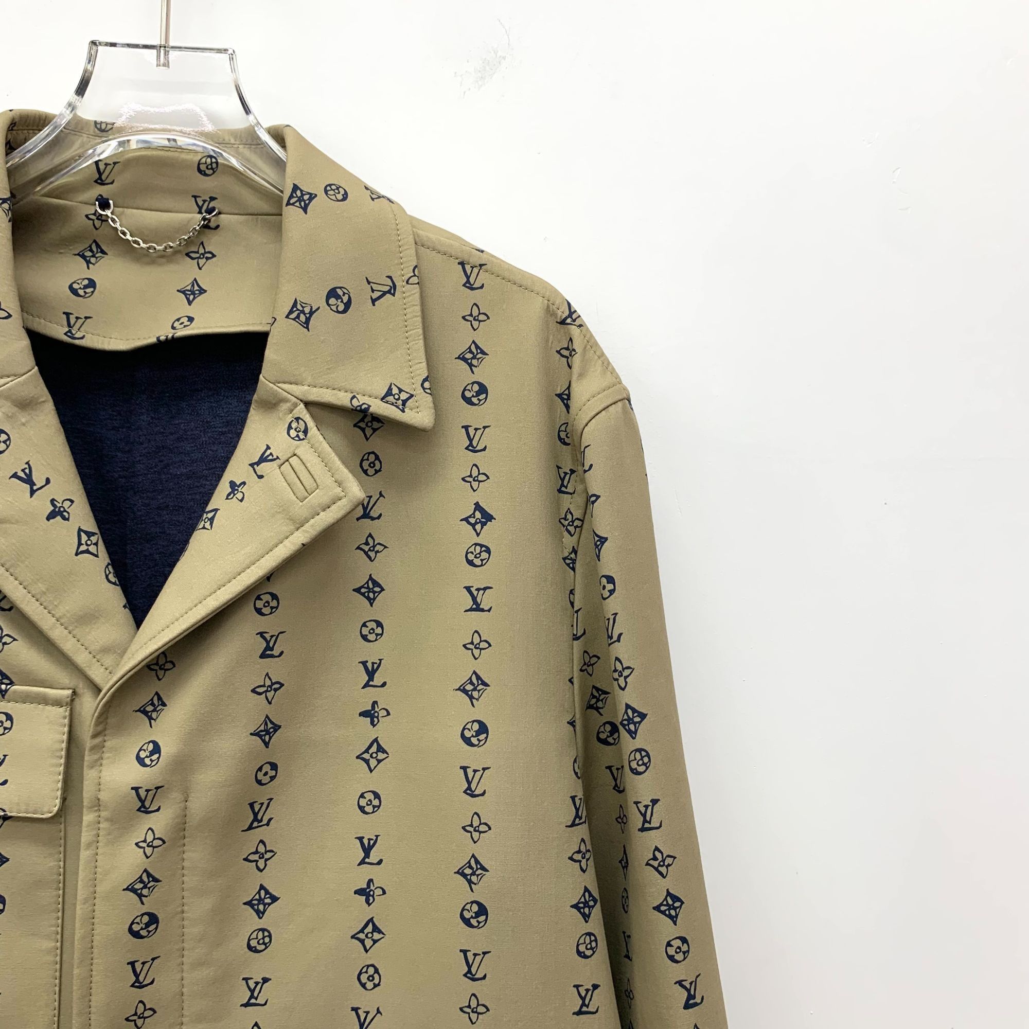 Louis Vuitton Louis Vuitton Brown Monogram Long-Sleeve Cotton Coat 46 Made Size US S / EU 44-46 / 1 - 6 Thumbnail