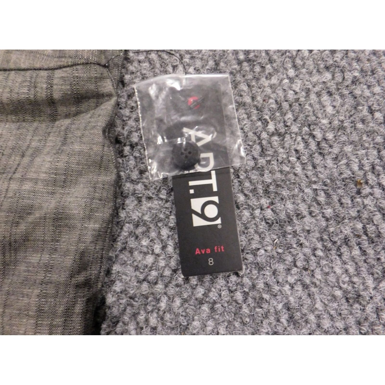 Apt. 9 Apt. 9 Womens Pants 8 Gray Ava Straight Regular Stretch Chino Casual Zip Crop Regular Inseam 21 in Womens Size 30" / US 8 / IT 44 - 2 Thumbnail