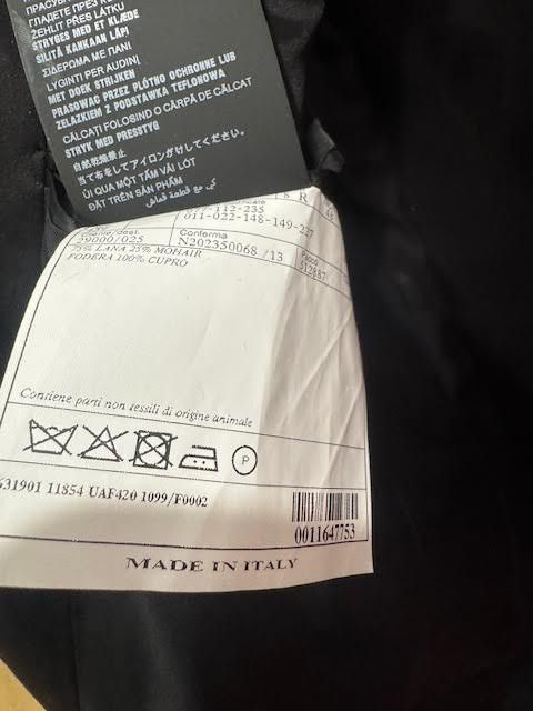 Prada Prada single breasted black suit with satin lapel Size 48R - 21 Thumbnail