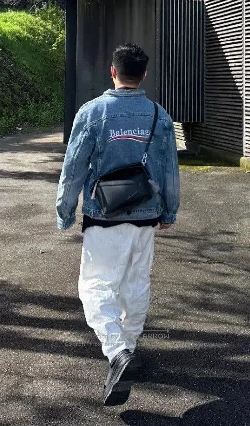 Balenciaga Blue Denim Jacket with Button Front. Size US S / EU 44-46 / 1 - 4 Thumbnail
