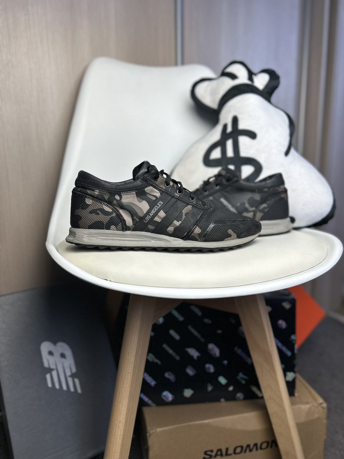 Adidas × Undefeated × Vintage adidas Consortium Undefeated UNDFTD x Los Angeles Size US 11 / EU 44 - 1 Thumbnail