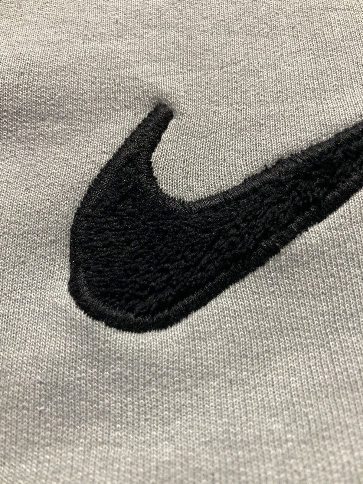 Nike × Vintage ⛩️Nike sweatshirt custom vintage y2k center logo spider web Size US L / EU 52-54 / 3 - 5 Thumbnail
