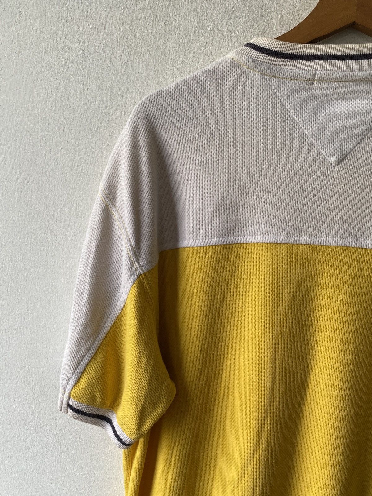 Tommy Hilfiger × Vintage 1990s - Tommy Hilfiger Centre Logo Shirt Size US L / EU 52-54 / 3 - 9 Thumbnail