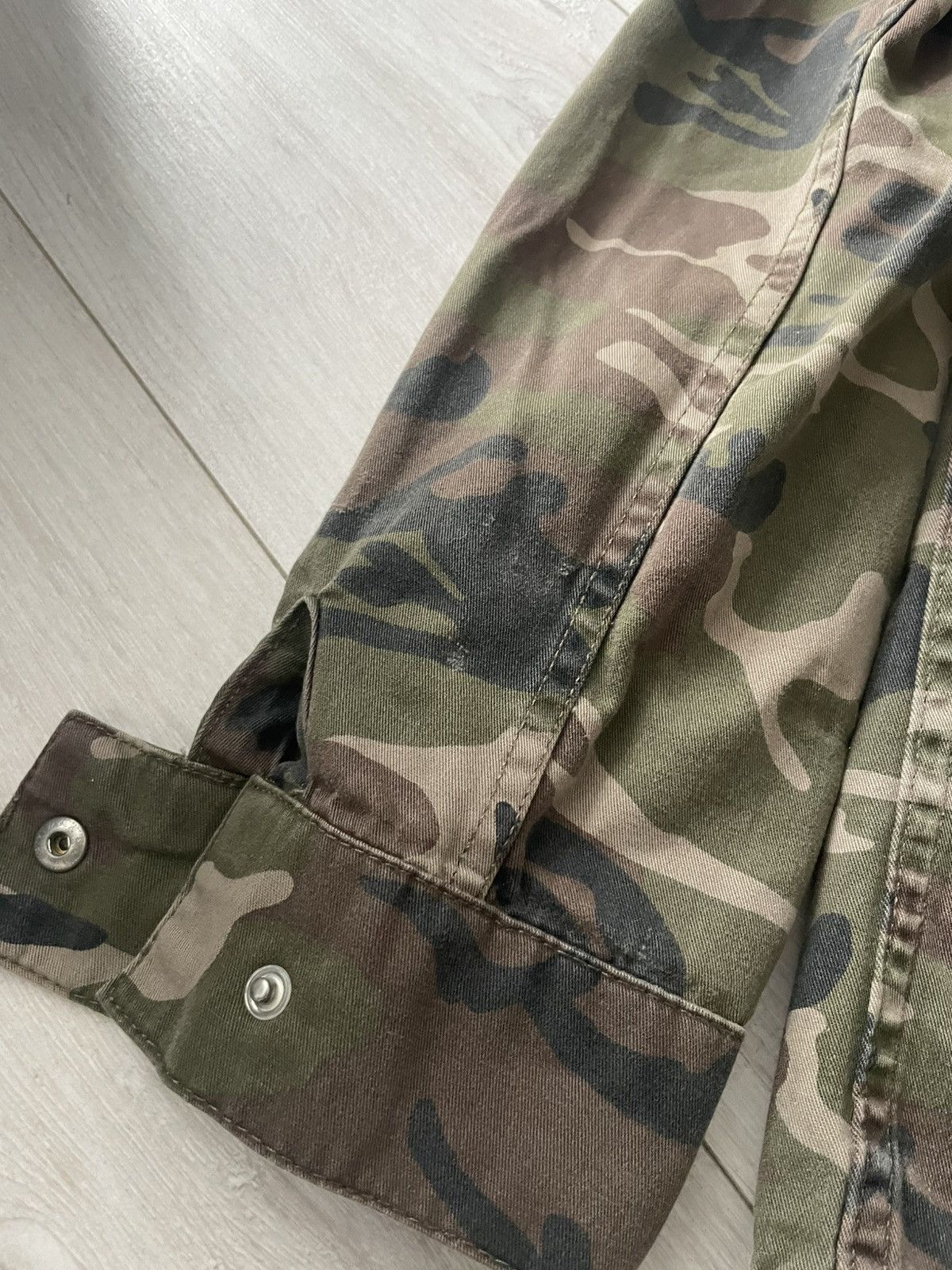 Vintage Vintage Y2K Camo Avant Garde Denim Jacket RARE Size US M / EU 48-50 / 2 - 6 Thumbnail