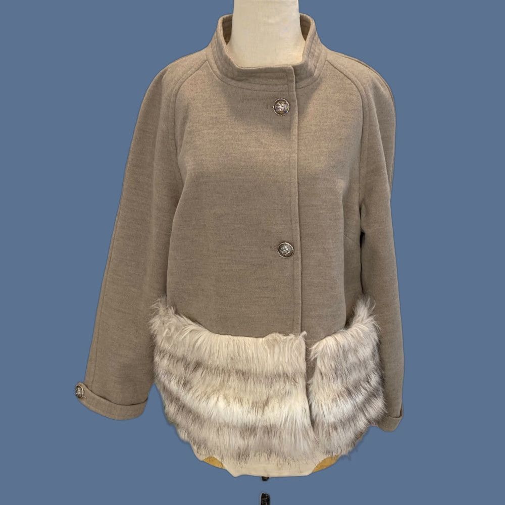 Vintage L Donna Salyers Fabulous Furs Faux Fur Light Brown Coat Fur Trim Bottom Fur Trim Kimono Short Coat L Women XS? WaitNeed to be precise. Size 36" / US 14 / IT 50 - 1 Thumbnail
