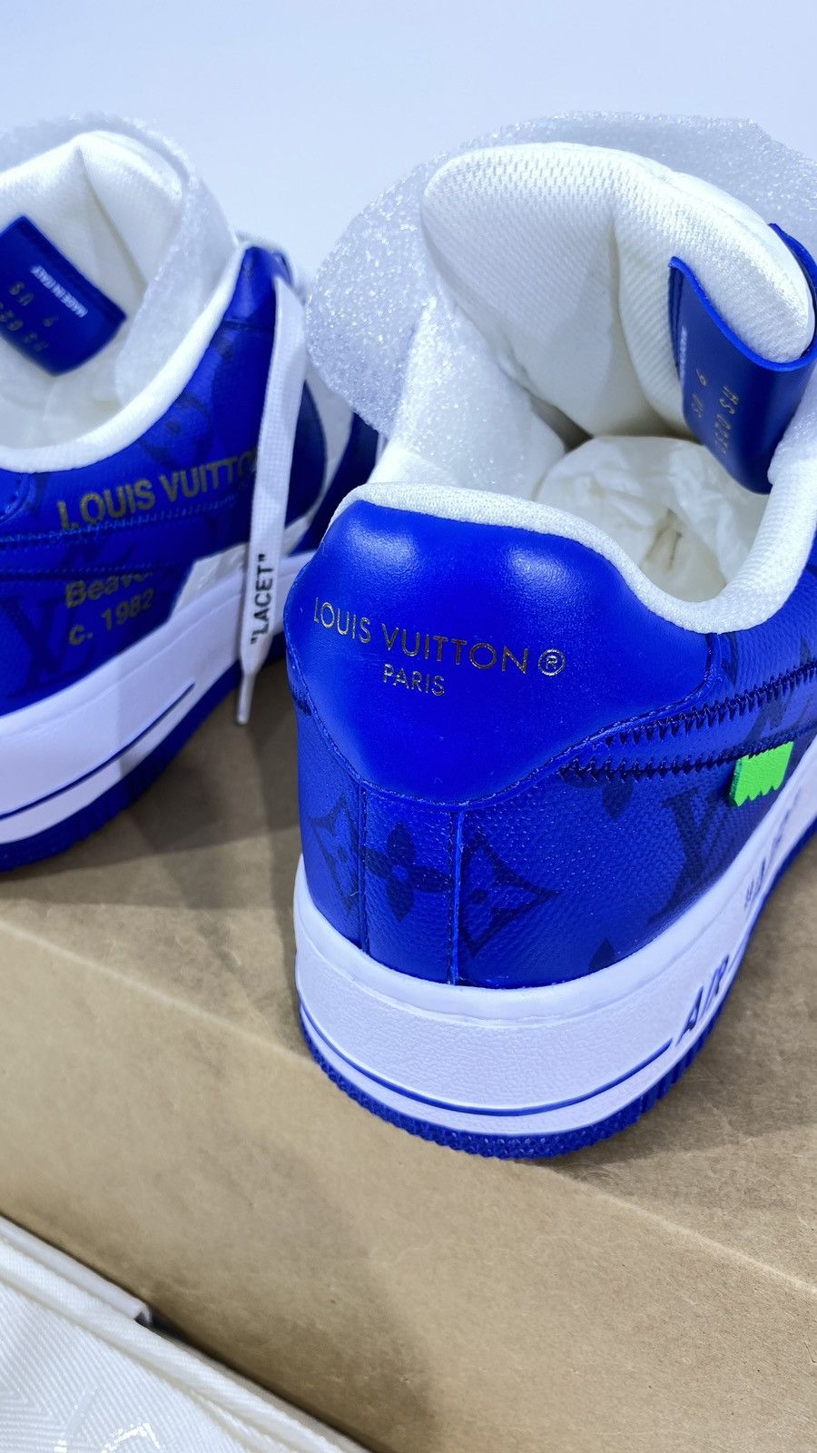 Louis Vuitton Louis Vuitton X Nike Off White 9 Blue Air Force 1 Size US 9 / EU 42 - 4 Thumbnail