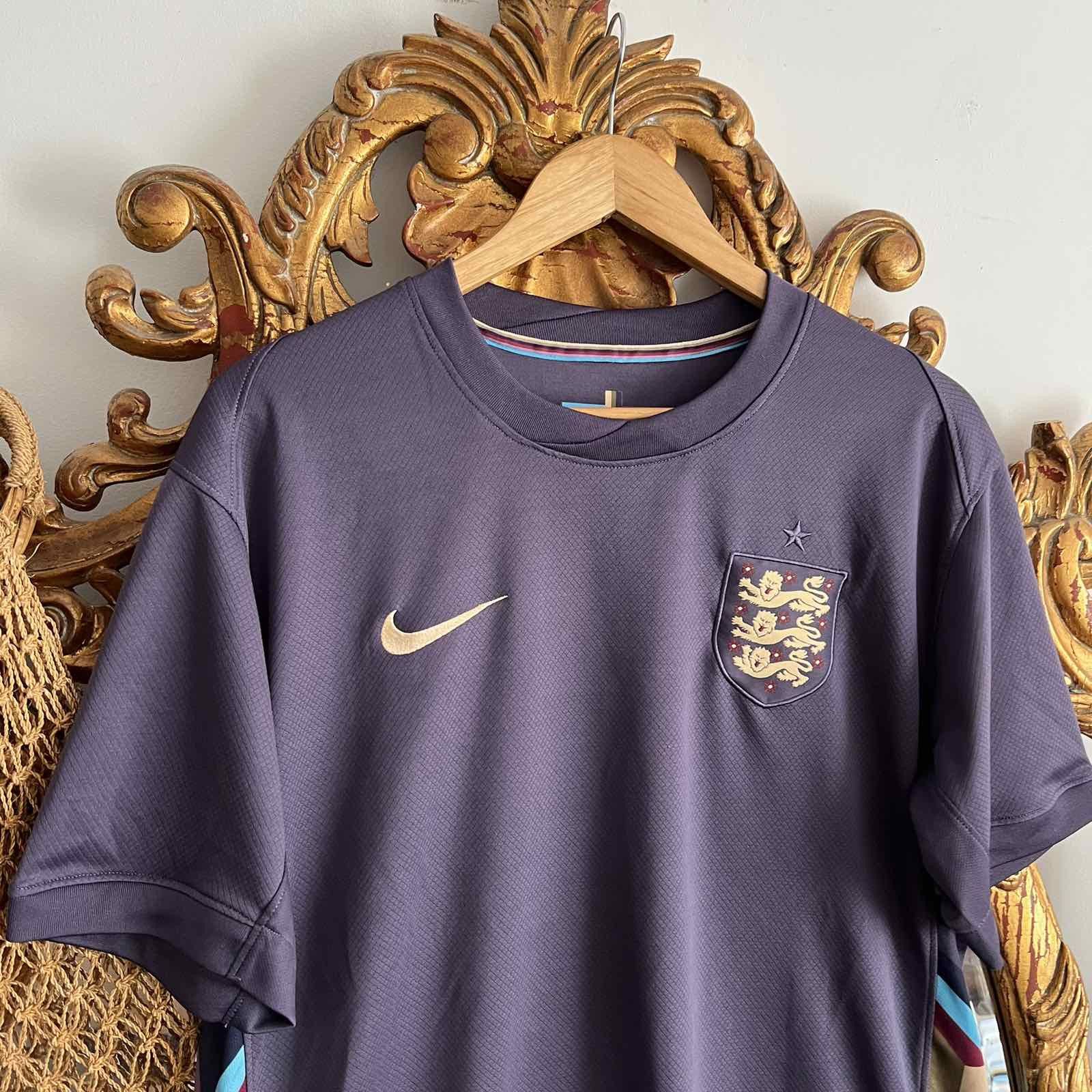 Nike Nike England Away Kit Soccer Jersey Sz XXL Size US XL / EU 56 / 4 - 3 Thumbnail