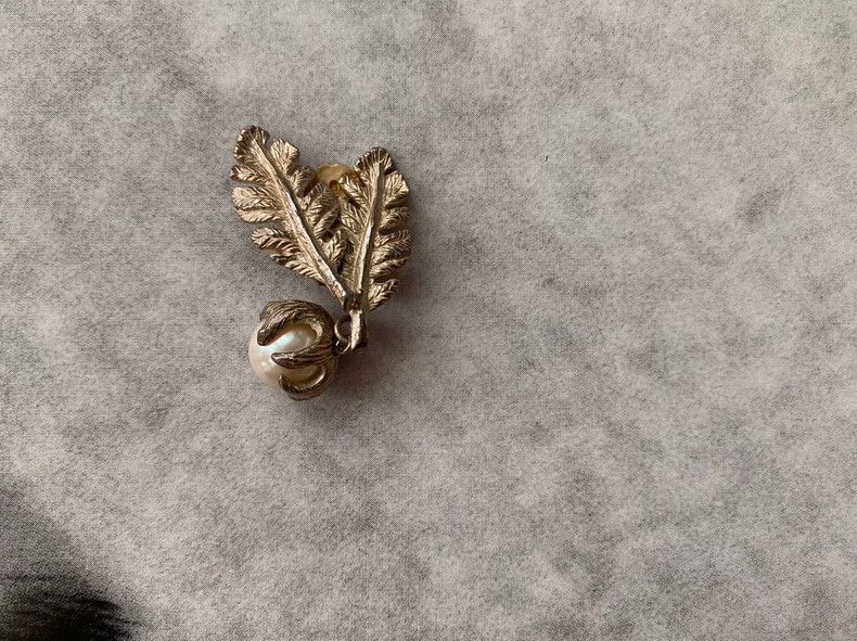 Kenzo KENZO Silver leaf pearl pendant ear clip Size ONE SIZE - 2 Thumbnail