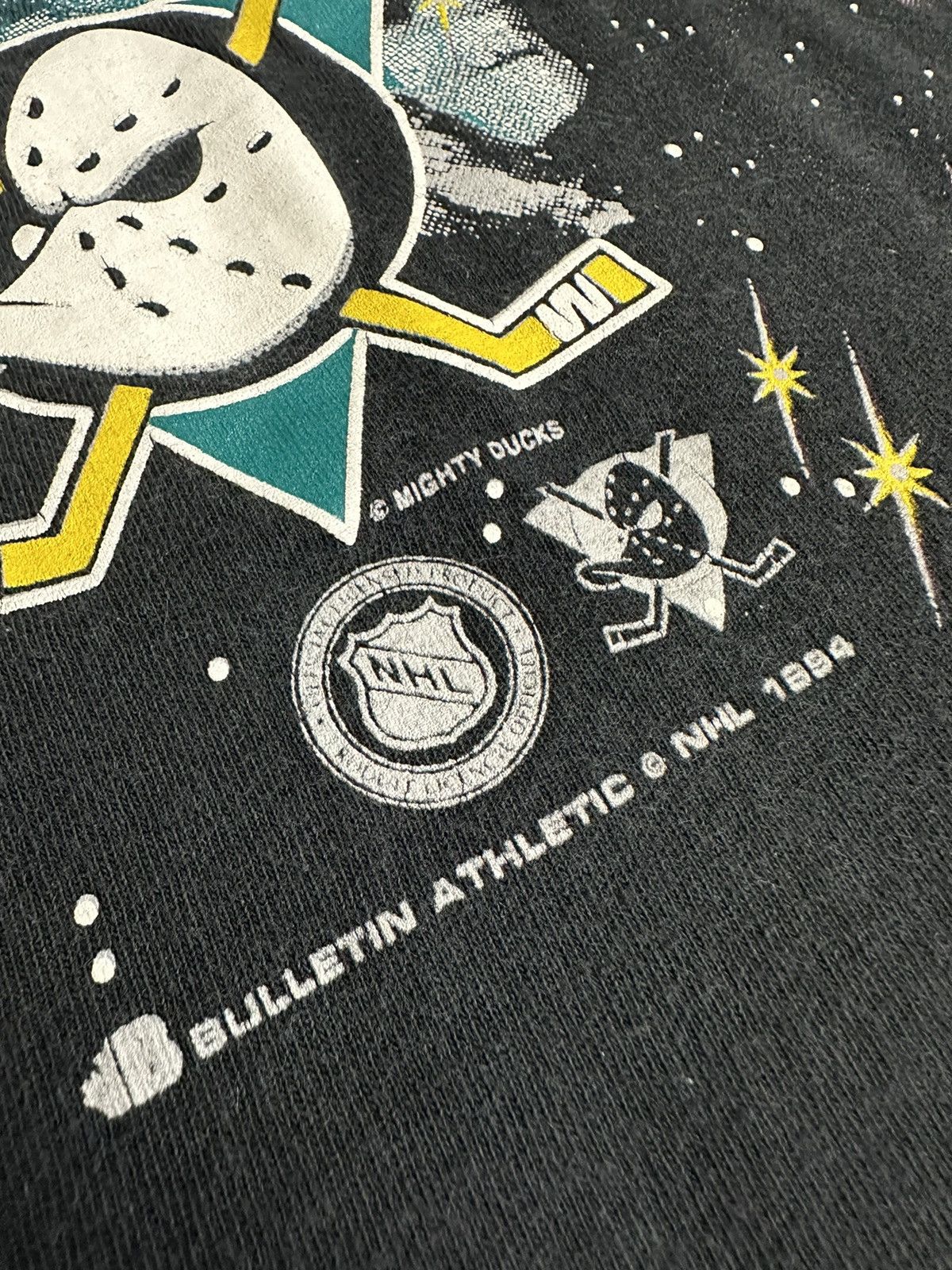 NHL × Vintage Vintage 90s Anaheim Mighty Ducks AOP Bulletin Athletic OSFA Size US XL / EU 56 / 4 - 12 Thumbnail