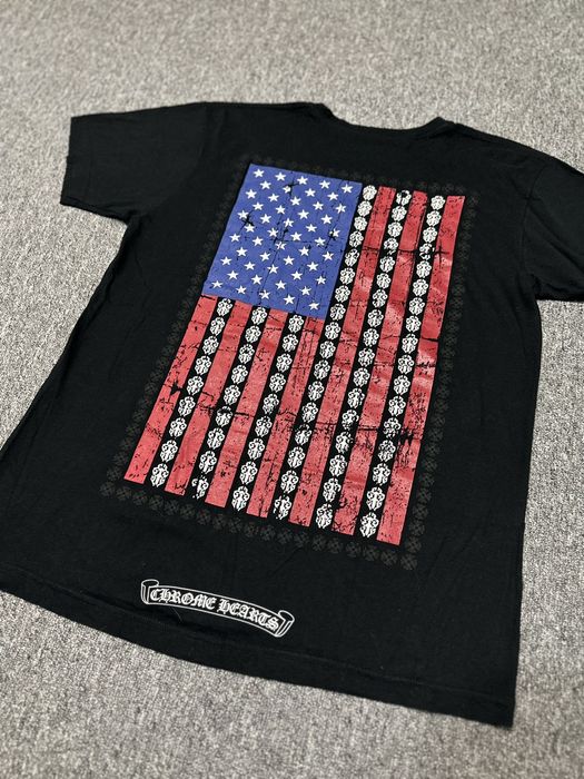 Chrome Hearts Chrome hearts - American Flag Scroll Logo - Pocket T ...