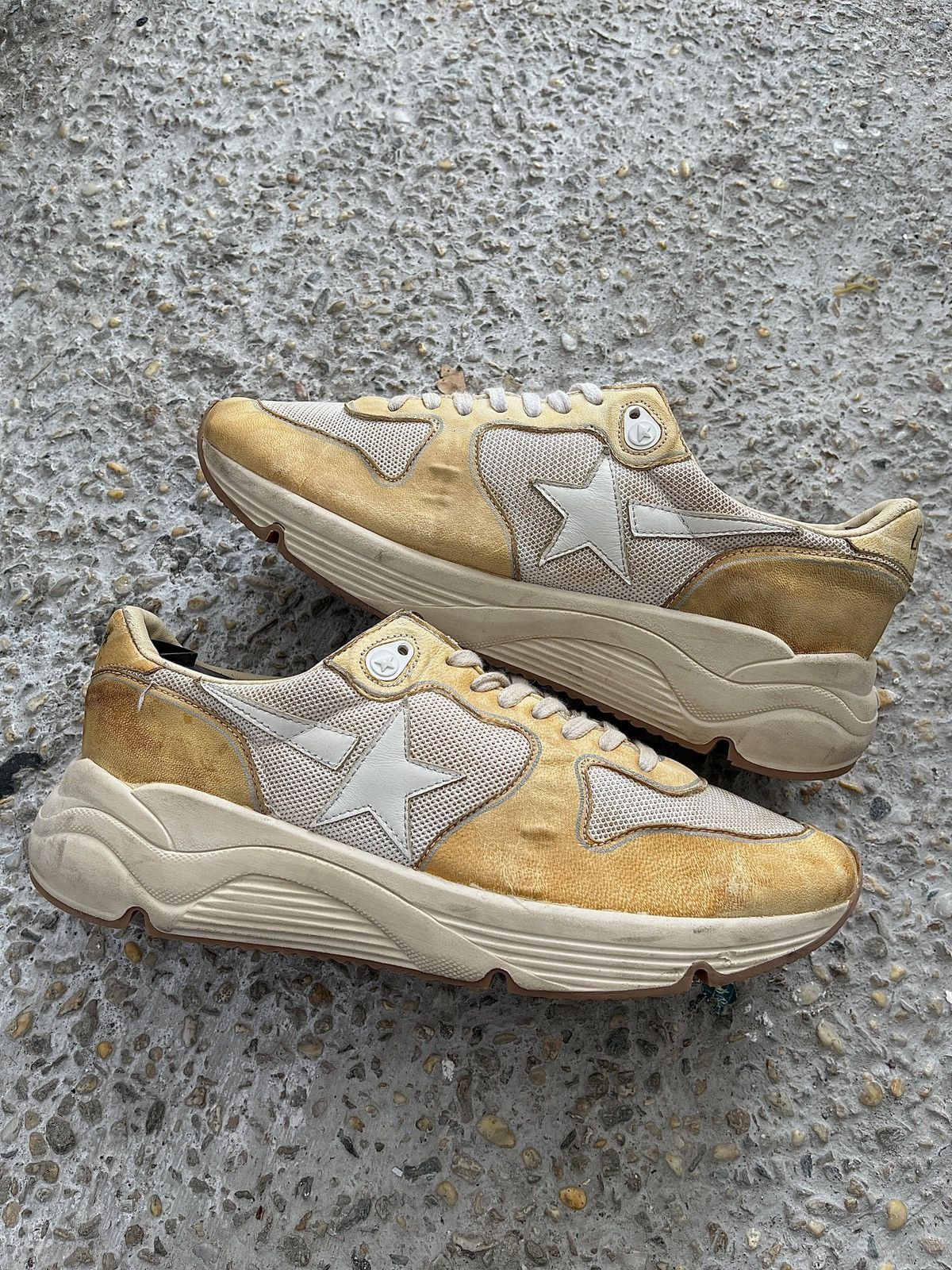 Golden Goose Running Beige Sneaker Size US 7 / EU 40 - 1 Thumbnail