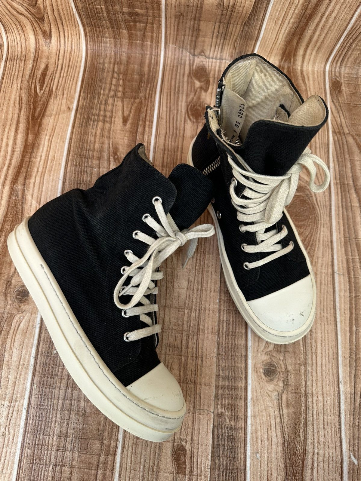 Rick Owens Rick Owens DRKSHDW Canvas Ramones Black Milk Low tops Size US 8.5 / IT 38.5 - 13 Thumbnail