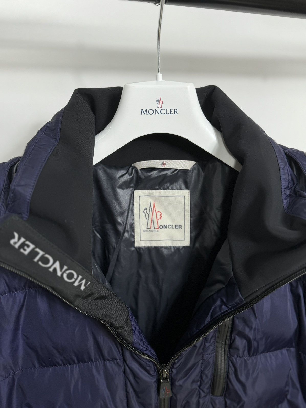 Moncler Moncler Grenoble Soulare Jacket Size US L / EU 52-54 / 3 - 4 Thumbnail